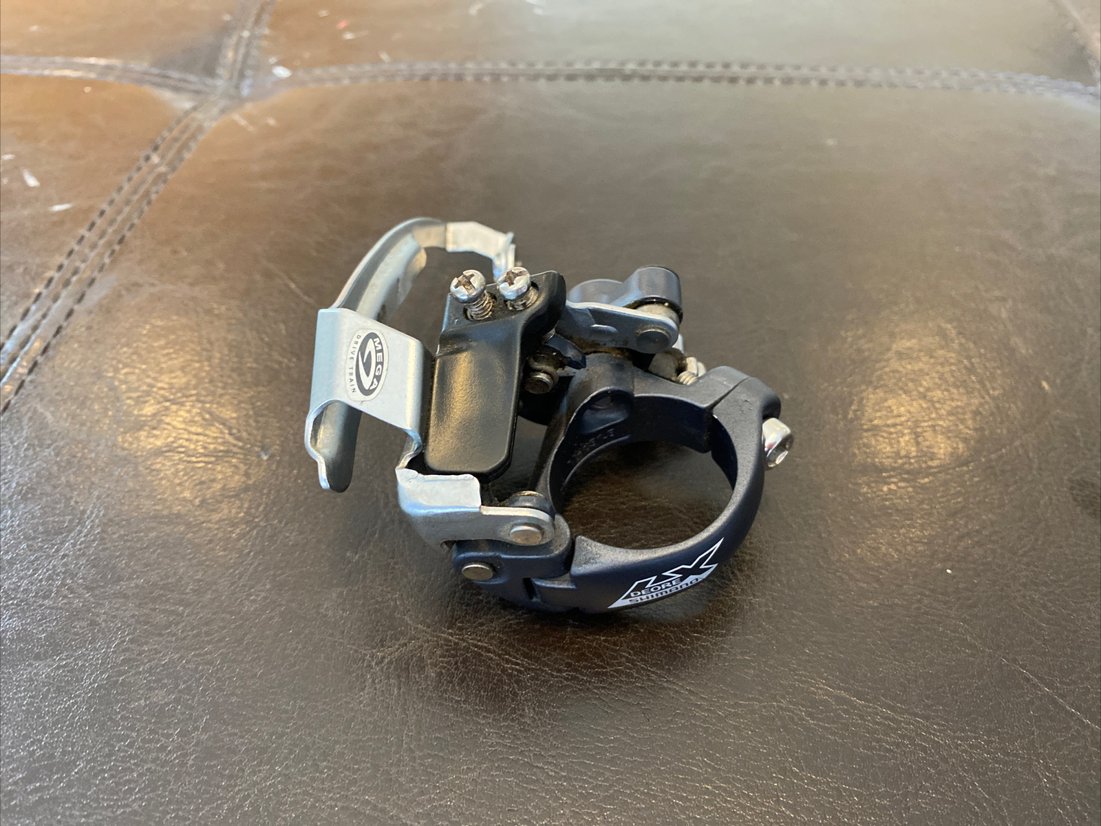 Shimano Deore LX FD-M570 Front Derailleur, Top Pull, 31.8mm, Triple