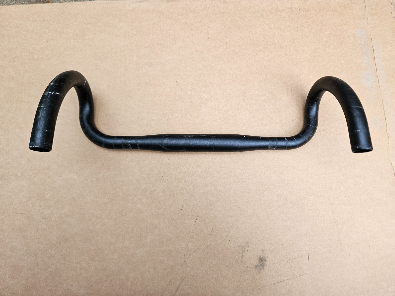 Fuji Aluminum Alloy Road Bike Drop Bars 40cm Wide x 31.8mm Clamp Black