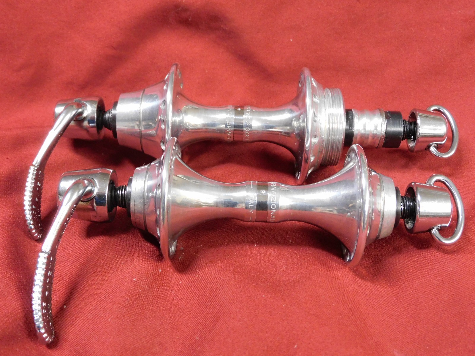 1st Gen 1984/85 Campagnolo 322/101 C-Record Low Flange 32 Hole Hubs & Skewers
