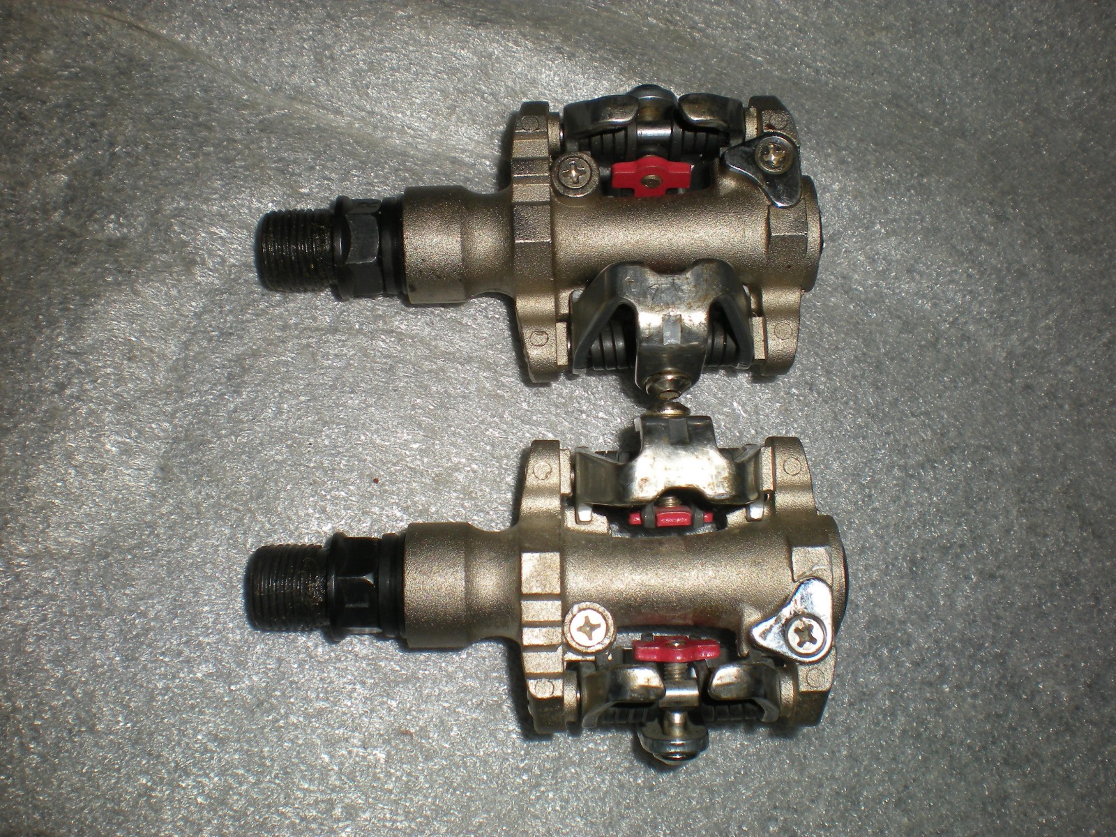 UNBRANDED Bike Clipless Pedals (Wellgo WAM-M919 STYLE)