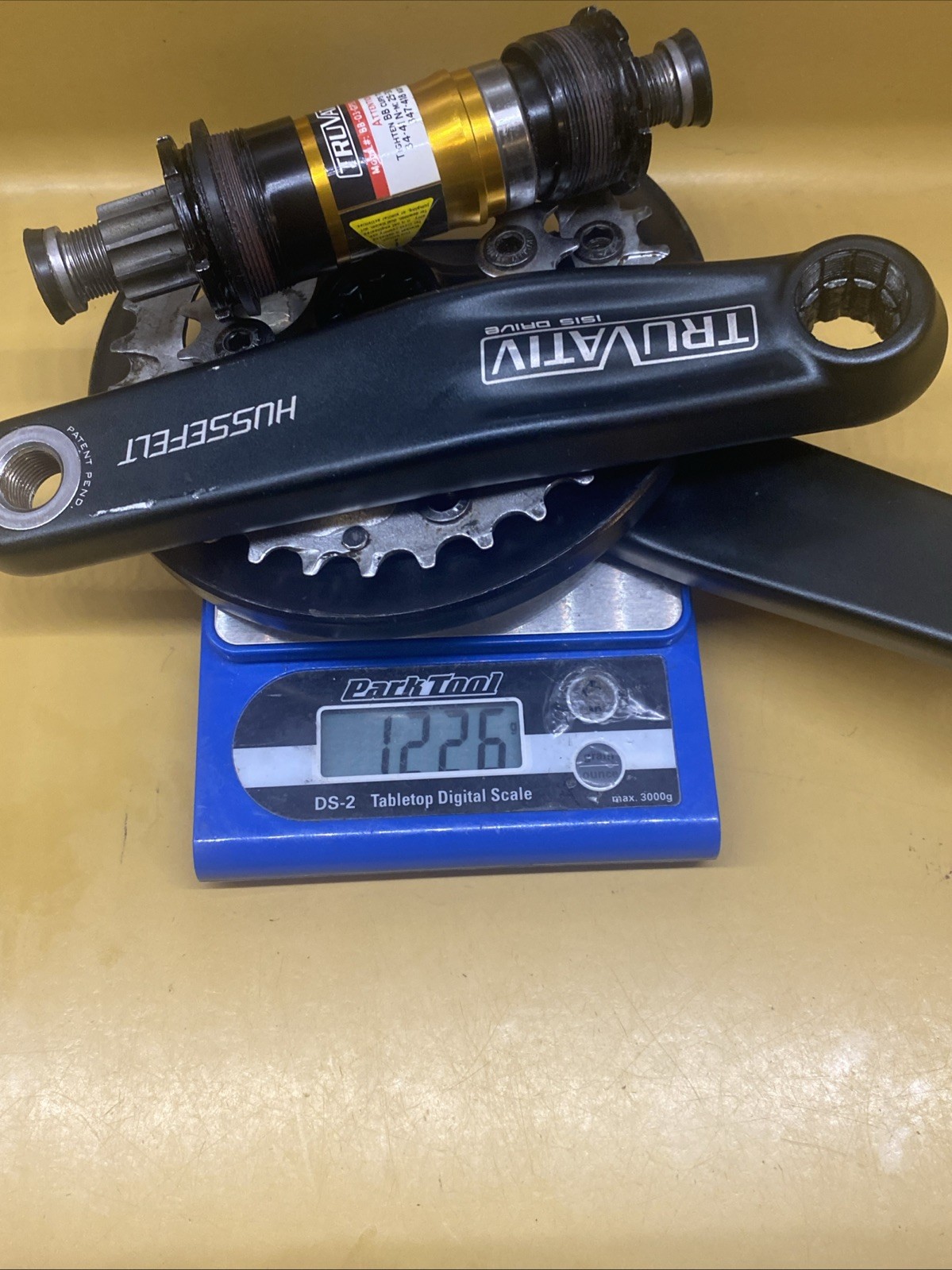 Black Truvativ Hussefelt Double 32/22 9Sp 170mm Crankset With Bottom Bracket