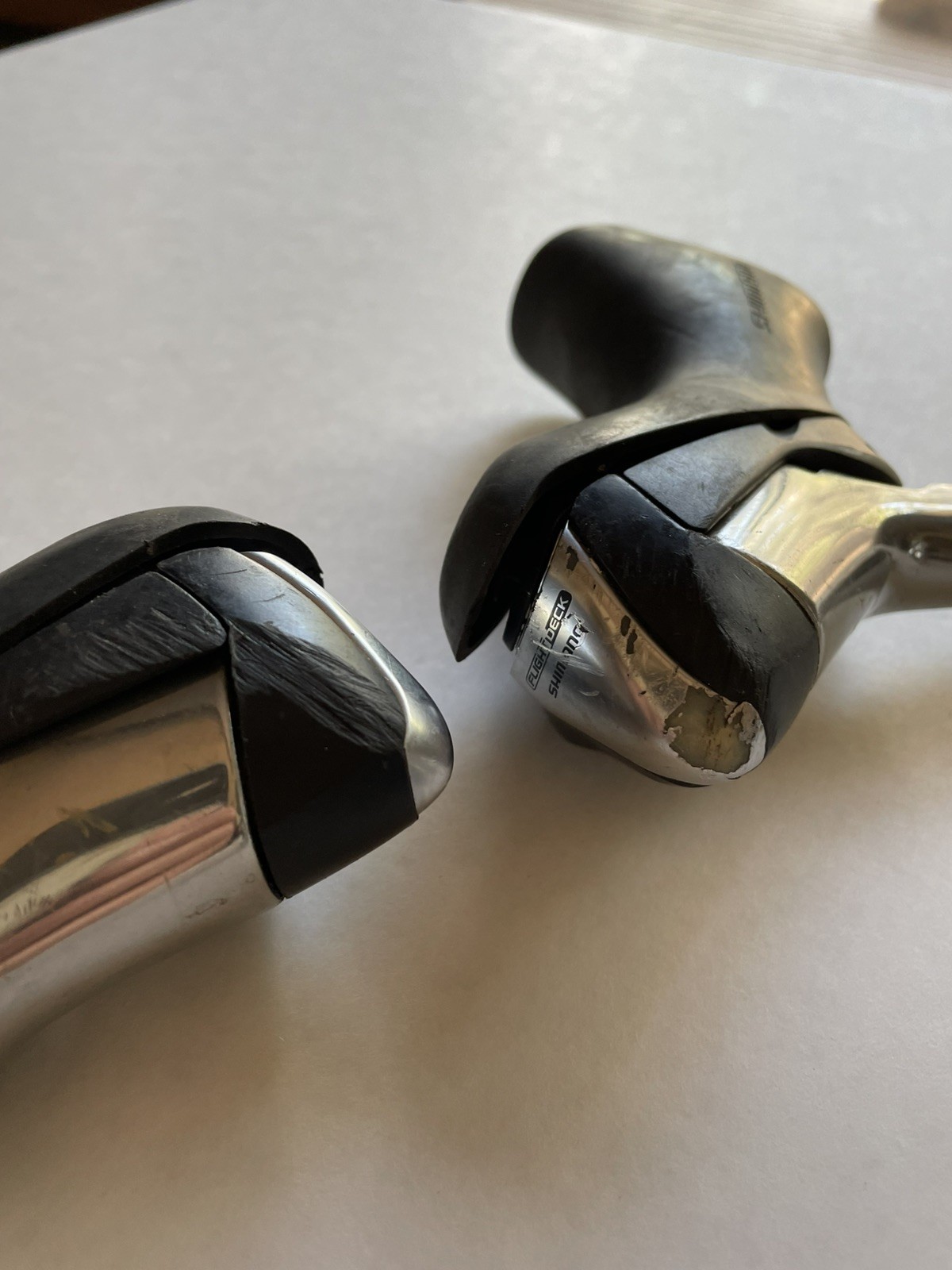 SHIMANO 105 FLIGHT DECK SHIFTERS Left/Right Brake Levers 540g 2/3×10 ST-R700