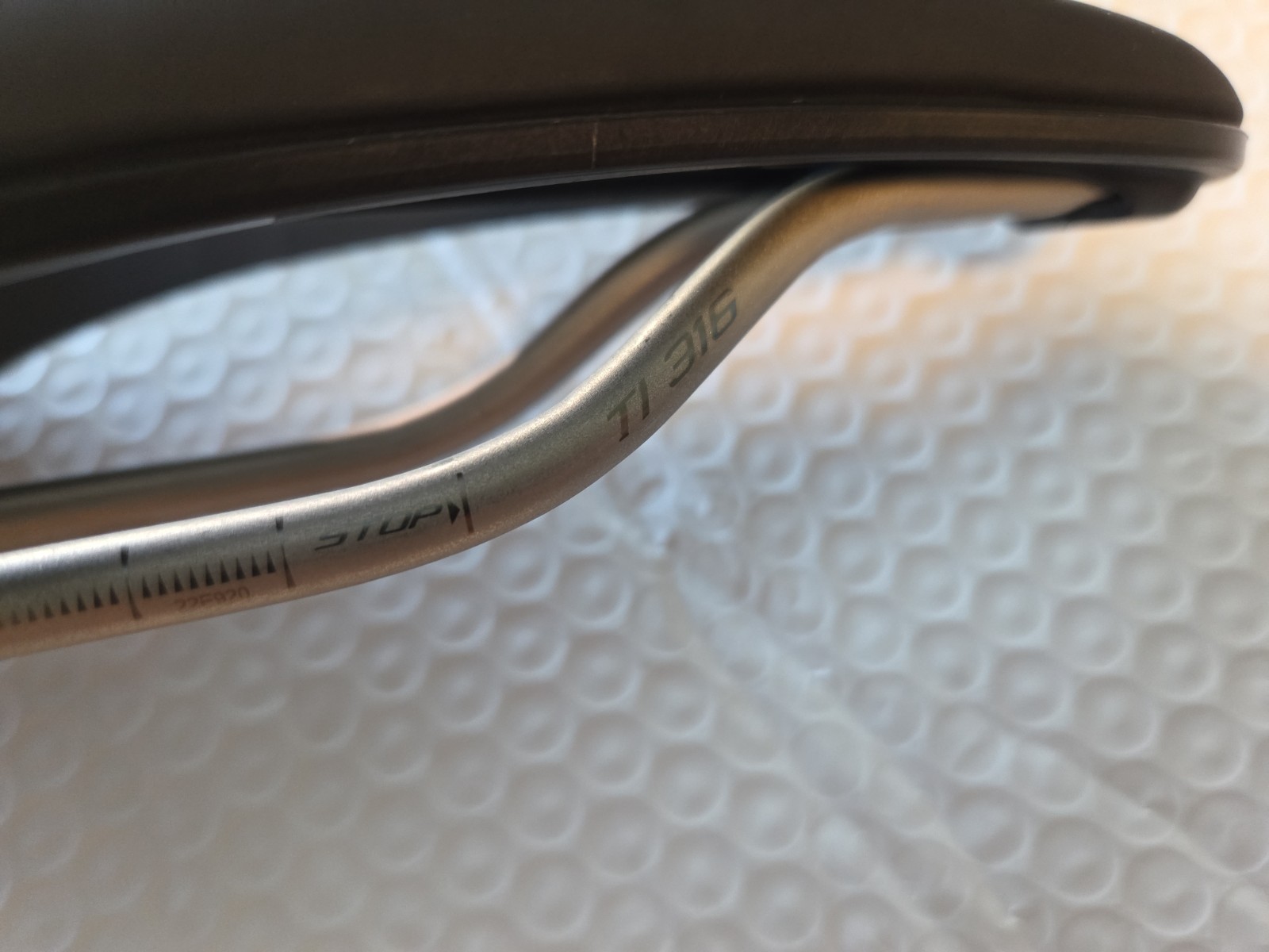 Selle Italia Novus Evo Boost Ti316 Superflow L3 145mm Saddle