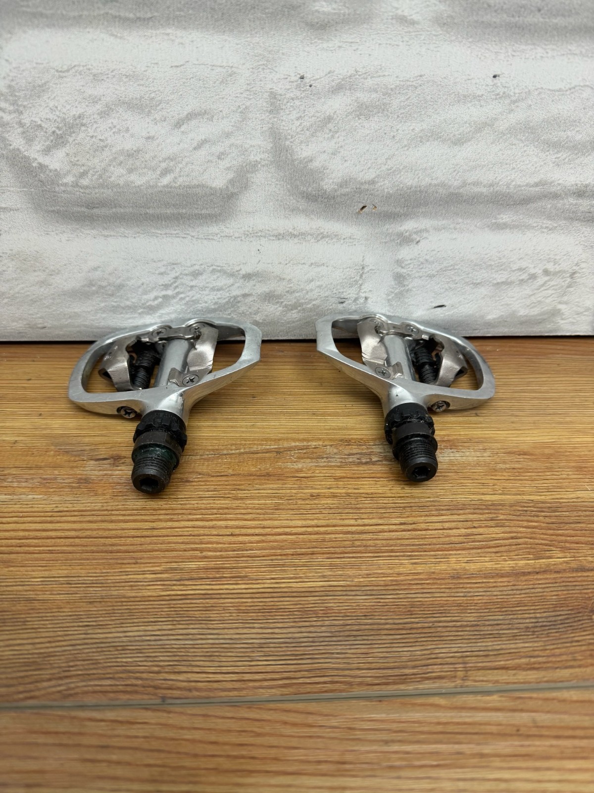 Shimano PD-A520 Platform Flat Clipless Pedals