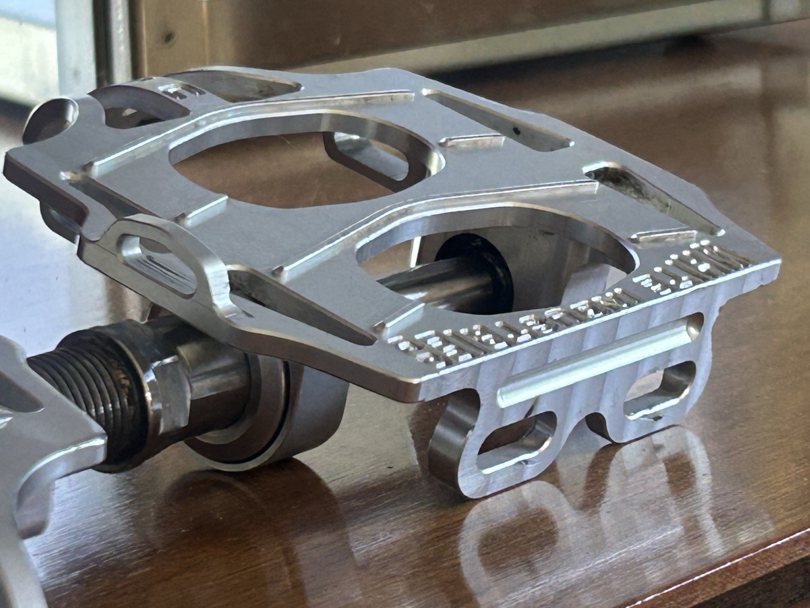 White Industries Urban Platform pedals