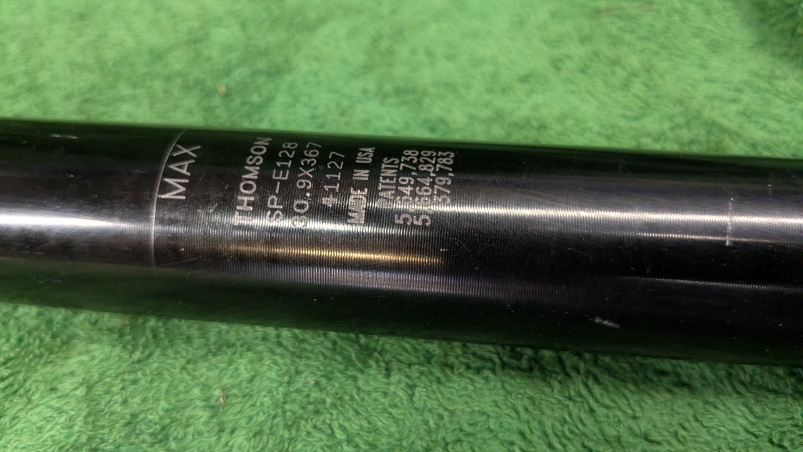 Thomson Elite SP-E128 30.9x367mm Alloy Seatpost Black Straight Made In USA Clean