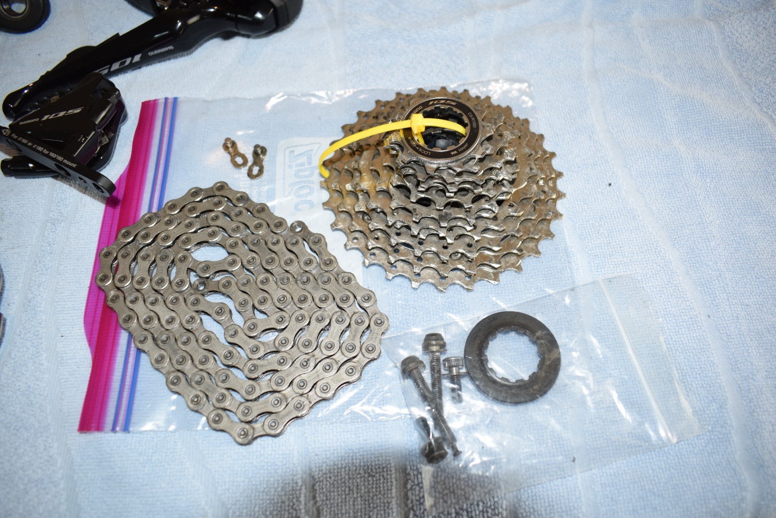 NICE! Shimano 105 R7100 11-Speed Mechanical Disc Brake Groupset (72.5 Cranks)