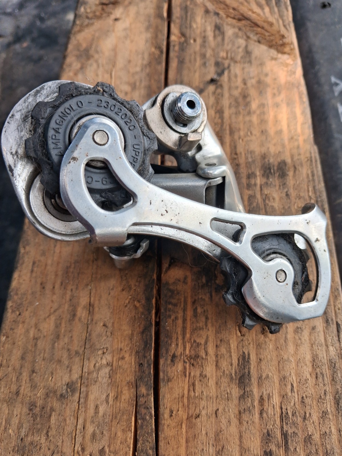 CAMPAGNOLO CENTAUR MEDIUM-CAGE Rear Derailleur For use with wide range cassettes