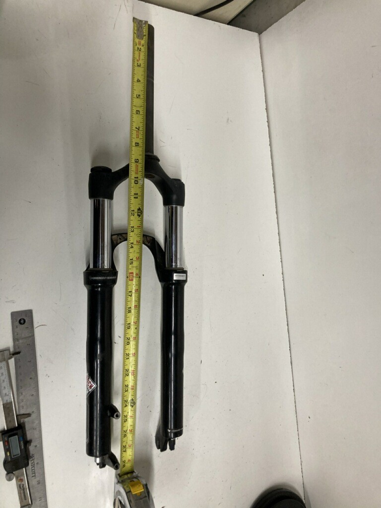 FUJI BELLE 2.0 A6 ALUMINUM 2012 MOUNTAIN BIKE PARTS ROCKSHOX RECON SILVER FORKS