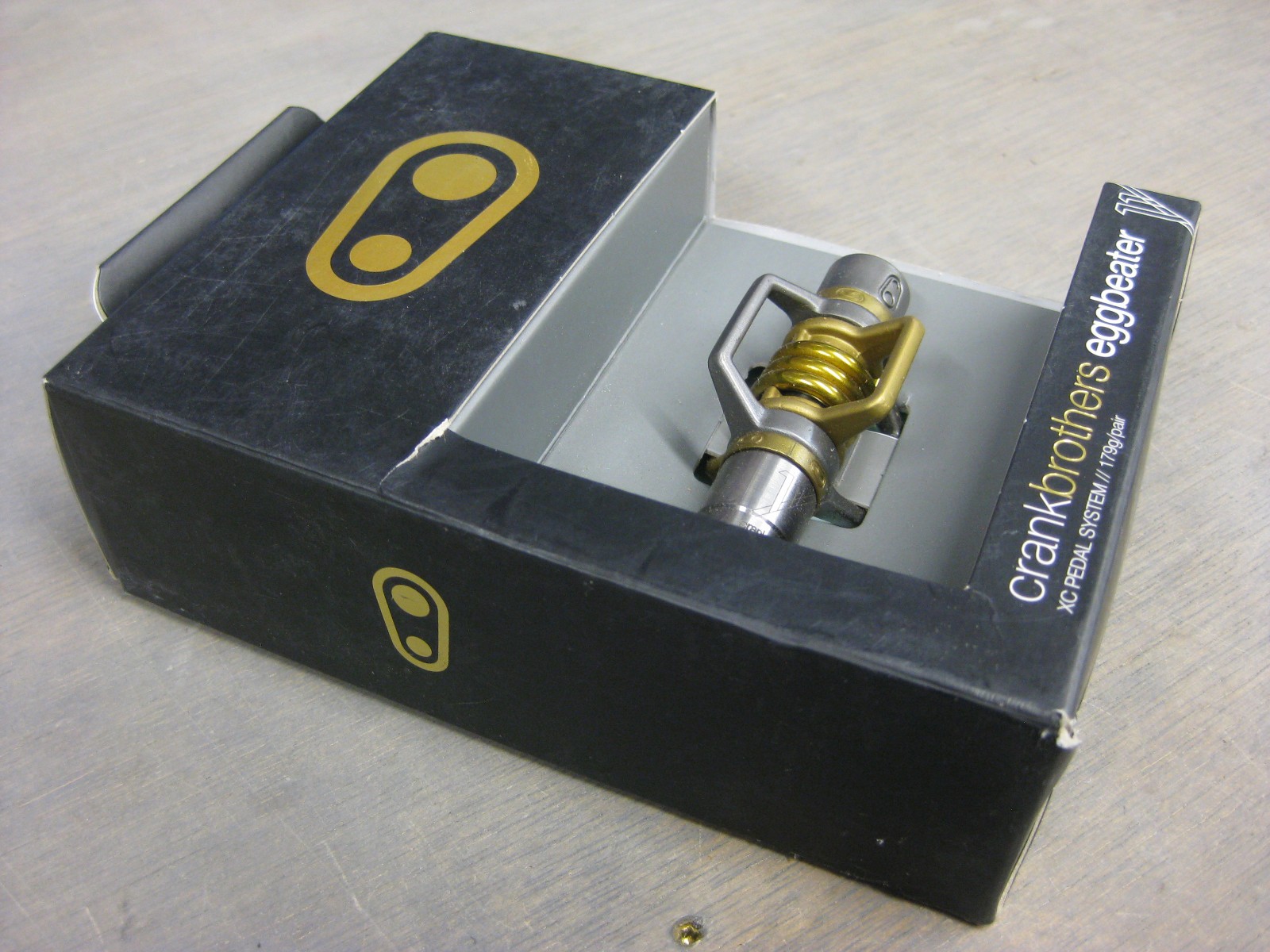 Crankbrothers Egg Beater 11 Pedals Ti /Gold, XC Pedal System