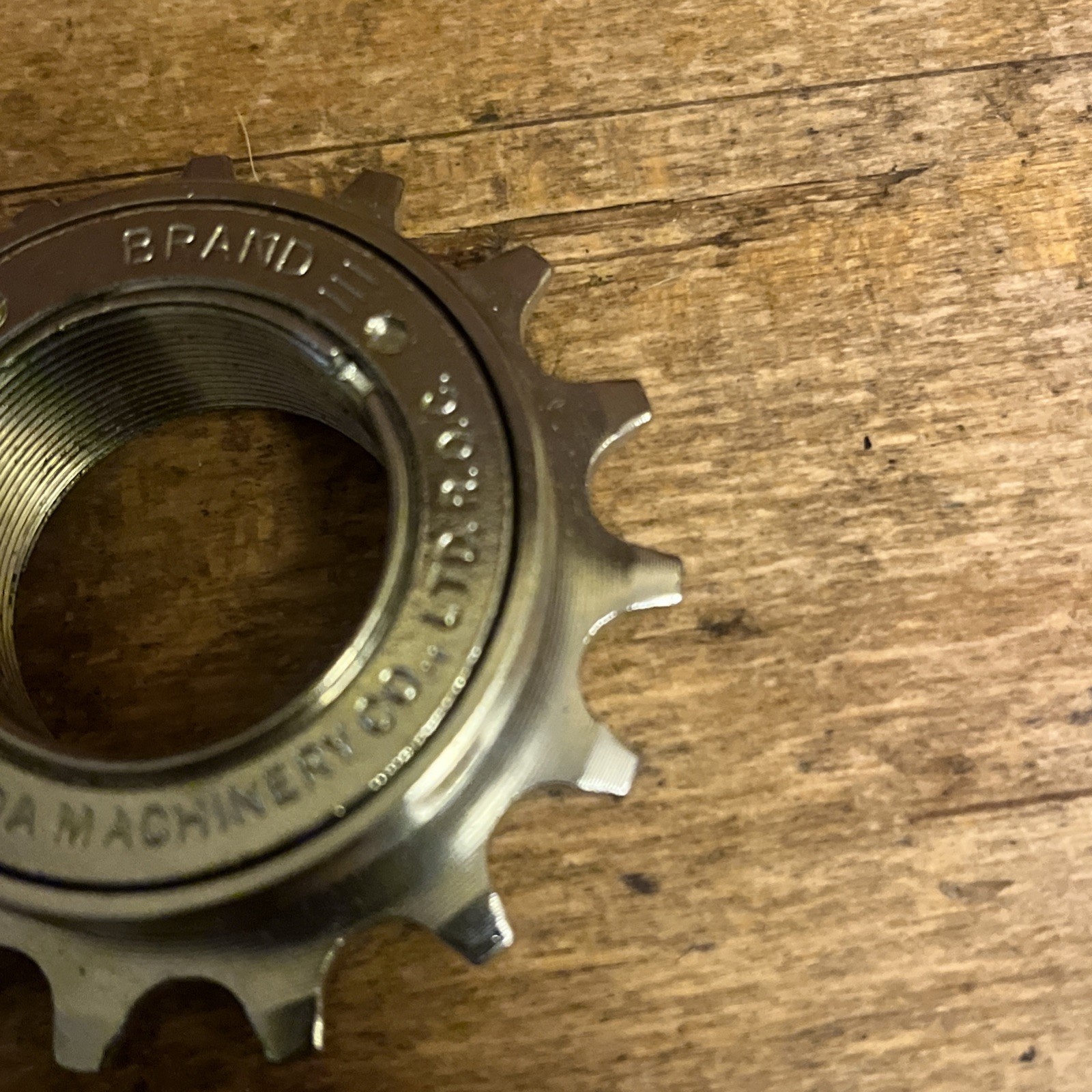 New In Box Specialized/Dicta 15 T Freewheel 3/32” 32 mm Mounting Diameter