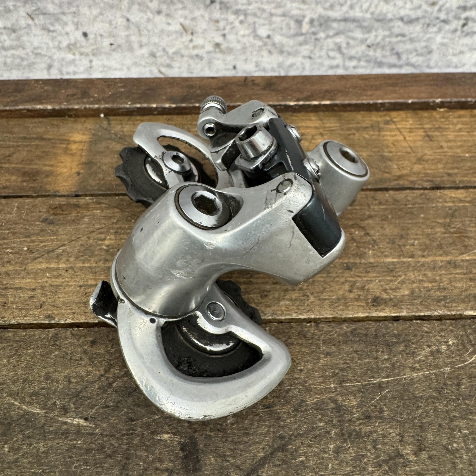 Vintage SunTour Cyclone 7000 Rear Derailleur Short Cage Hanger 220g Silver