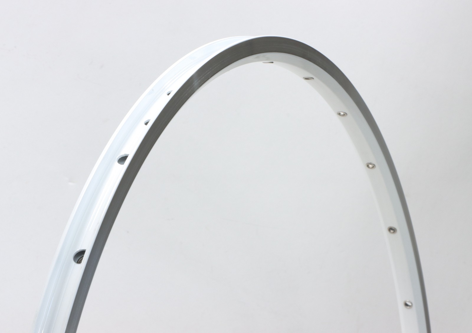 Velocity Razor Alloy Rim 650c 28H White MSW Rim Australia Eyelets Road NEW NOS