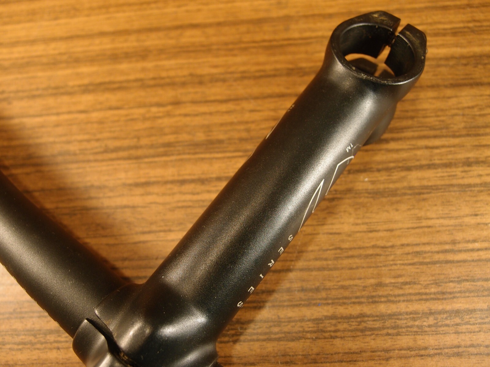 aluminium flat handlebar Onyx Series + stem ahead Onyx Series 1 1/8 »