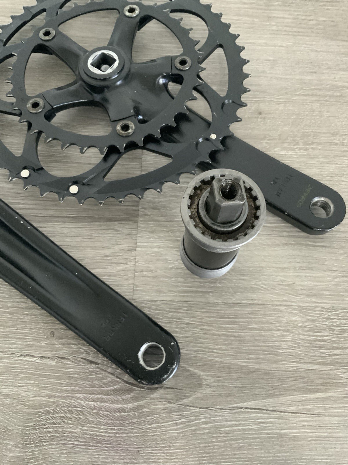 TRUVATIV ISO FLOW CRANKSET DOUBLE 53-39 TOOTH 10 OR 9 SPEED TRUVATIV BB 175 ARMS
