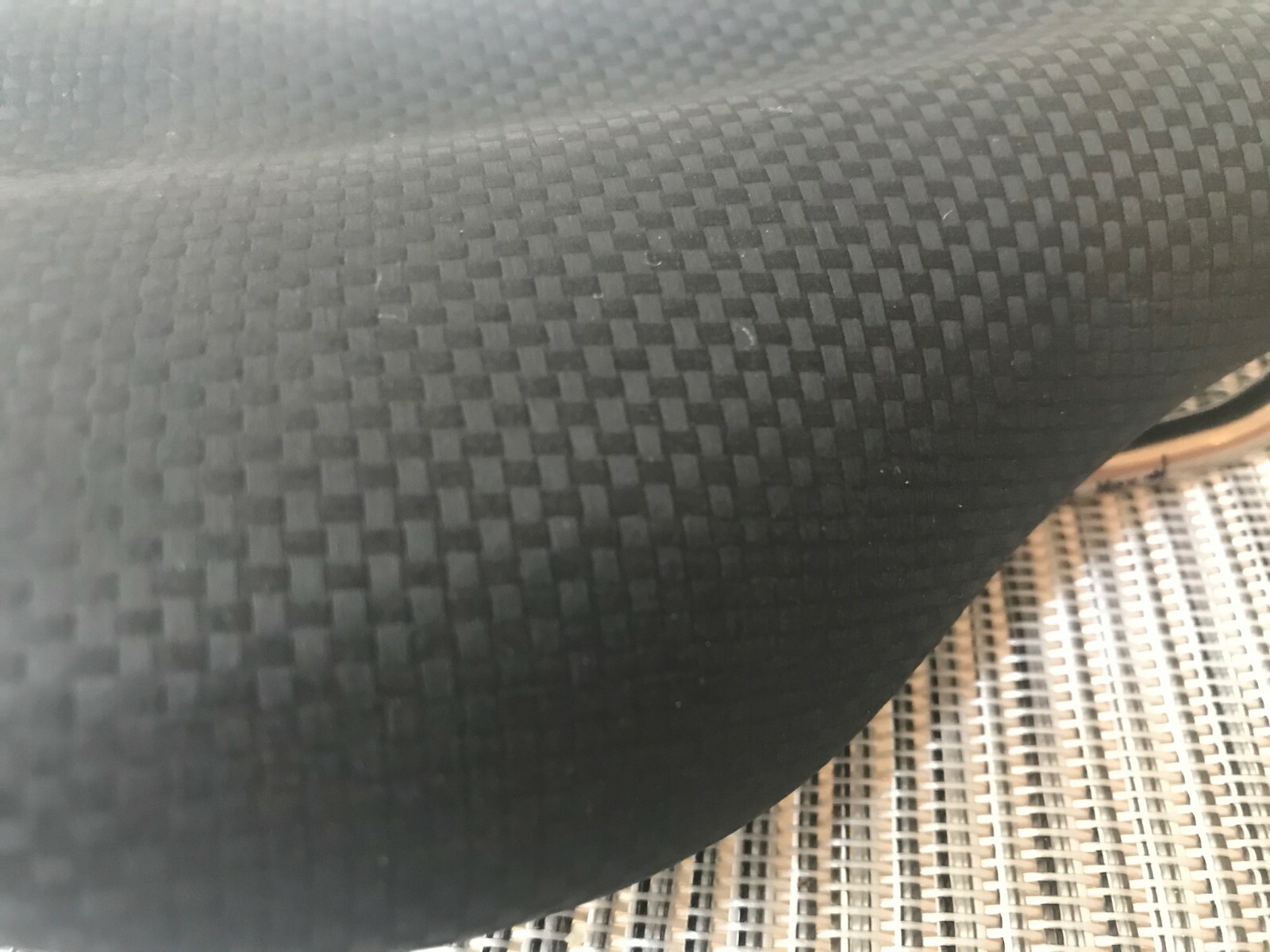 Ladies Sleek Bicycle Saddle Durable Soft Carbon Cover 129×275 246g OEM