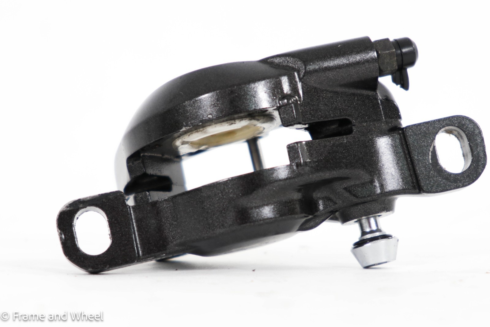 Shimano Deore XT BR-M8000 post mount hydraulic disc brake caliper MTB front rear