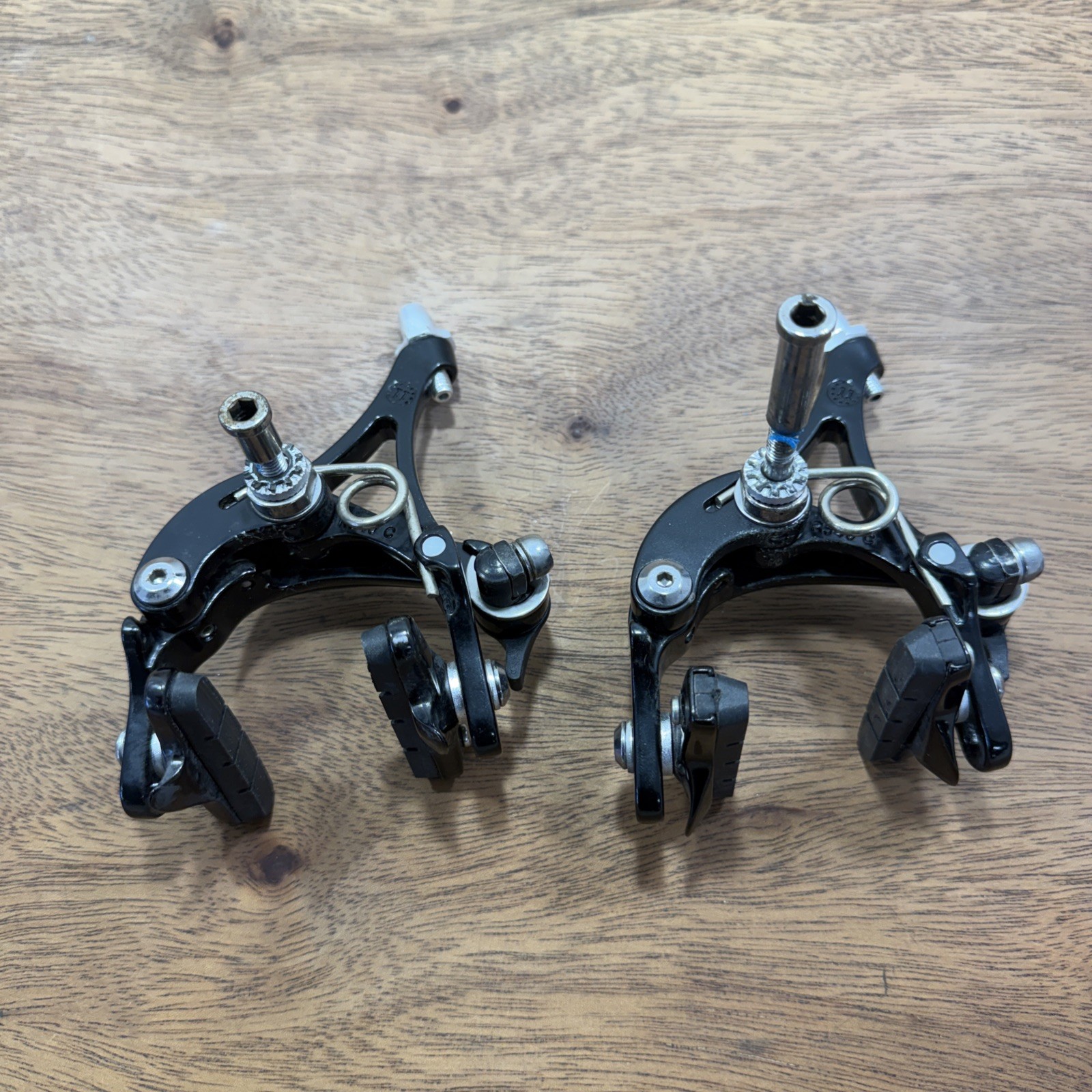 TEKTRO R540 C Dual Pivot Road Bike Brake Caliper Set Black