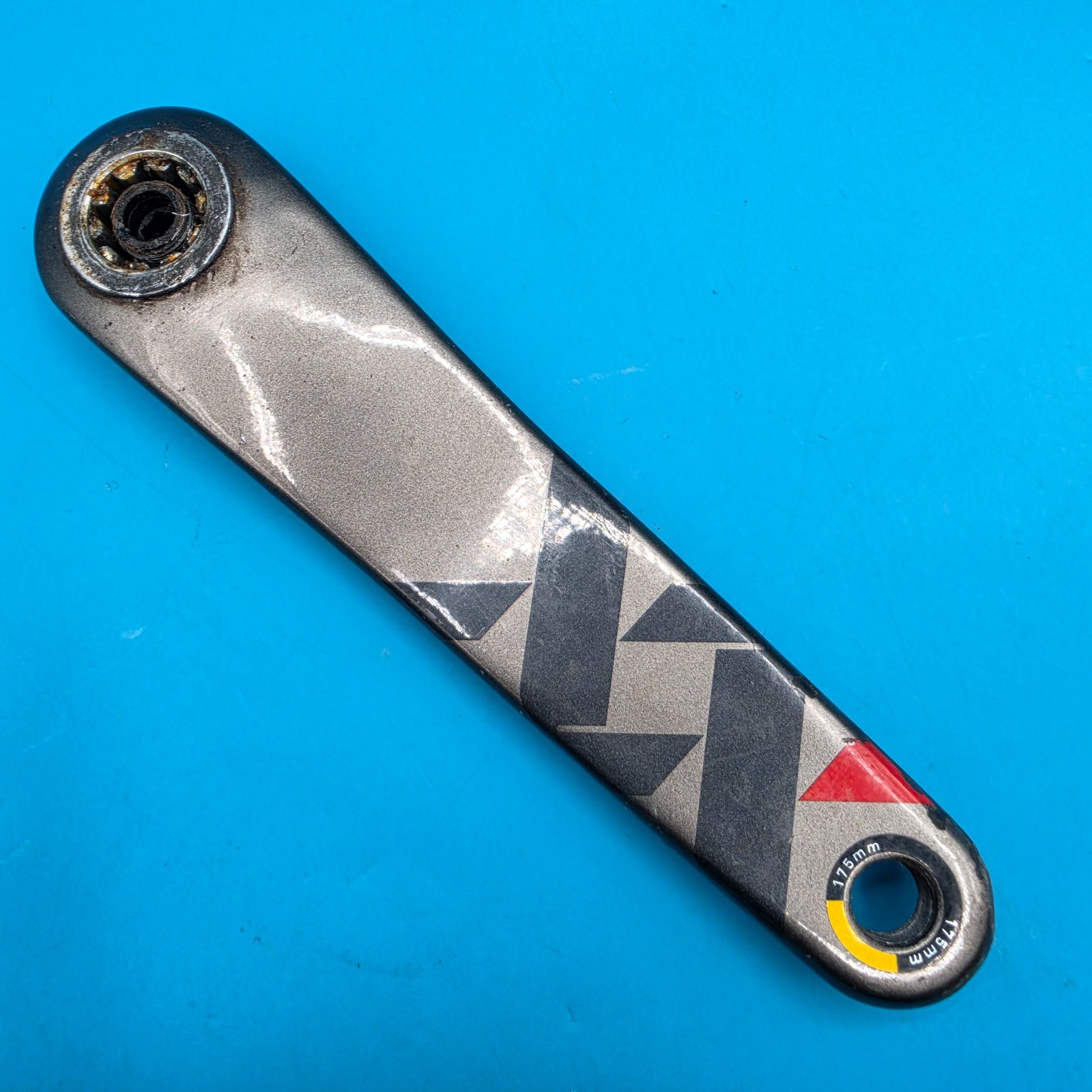 Powered by SRAM – Truvativ XX Double Carbon Fiber Crankset 175mm 39/26t 10sp g13