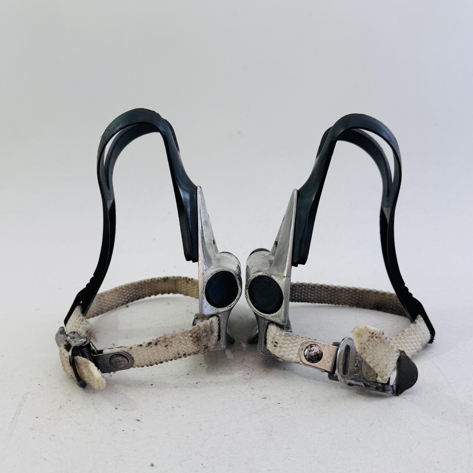 Vintage Shimano 105 PD-1050 Pedals 9/16 Toe Clips Straps Road Bike Japan A81