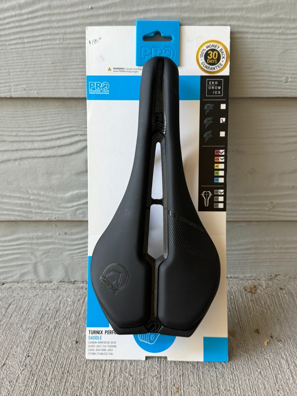 PRO Turnix Performance Black Saddle 132mm – 7x7mm rails, carbon base