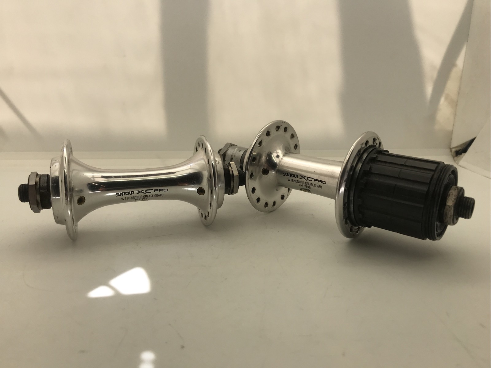 Vintage Suntour XC Pro Grease Guard Hubs set