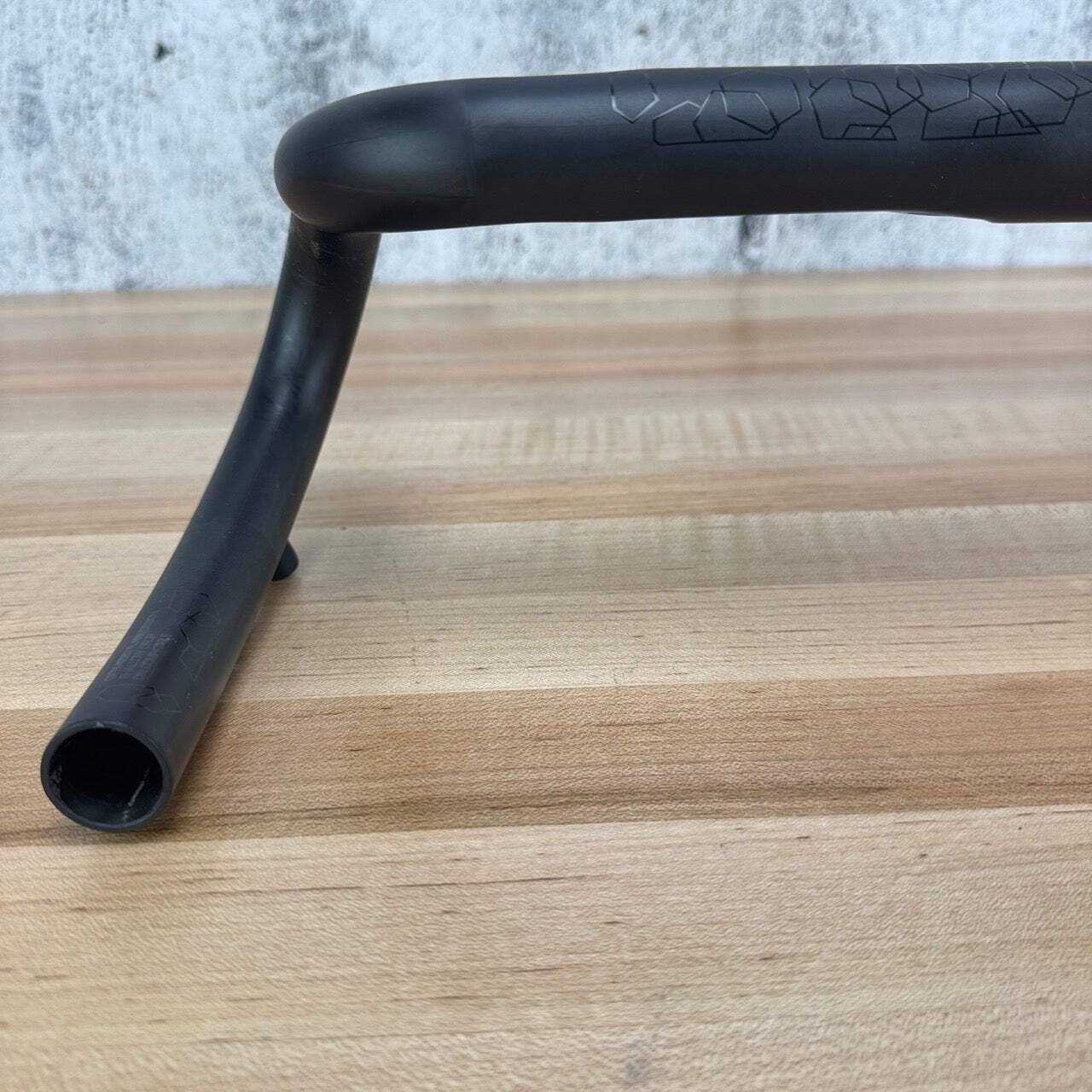 Ridden Once! Shimano PRO Discover 20 Carbon 31.8mm 40cm 20º Flare Handlebar 202g