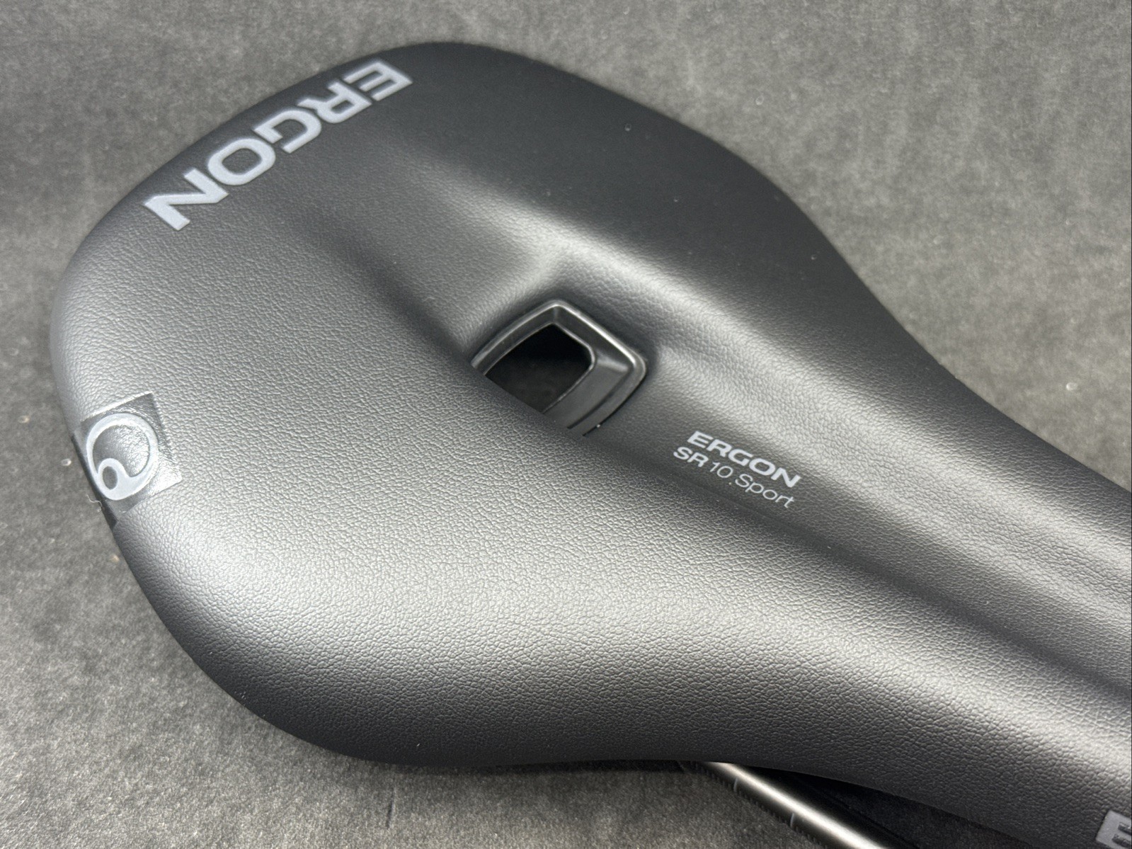 ERGON SR 10 Sport Stealth Road Saddle CroMo Rail Black 270mm x 140mm MSRP $99