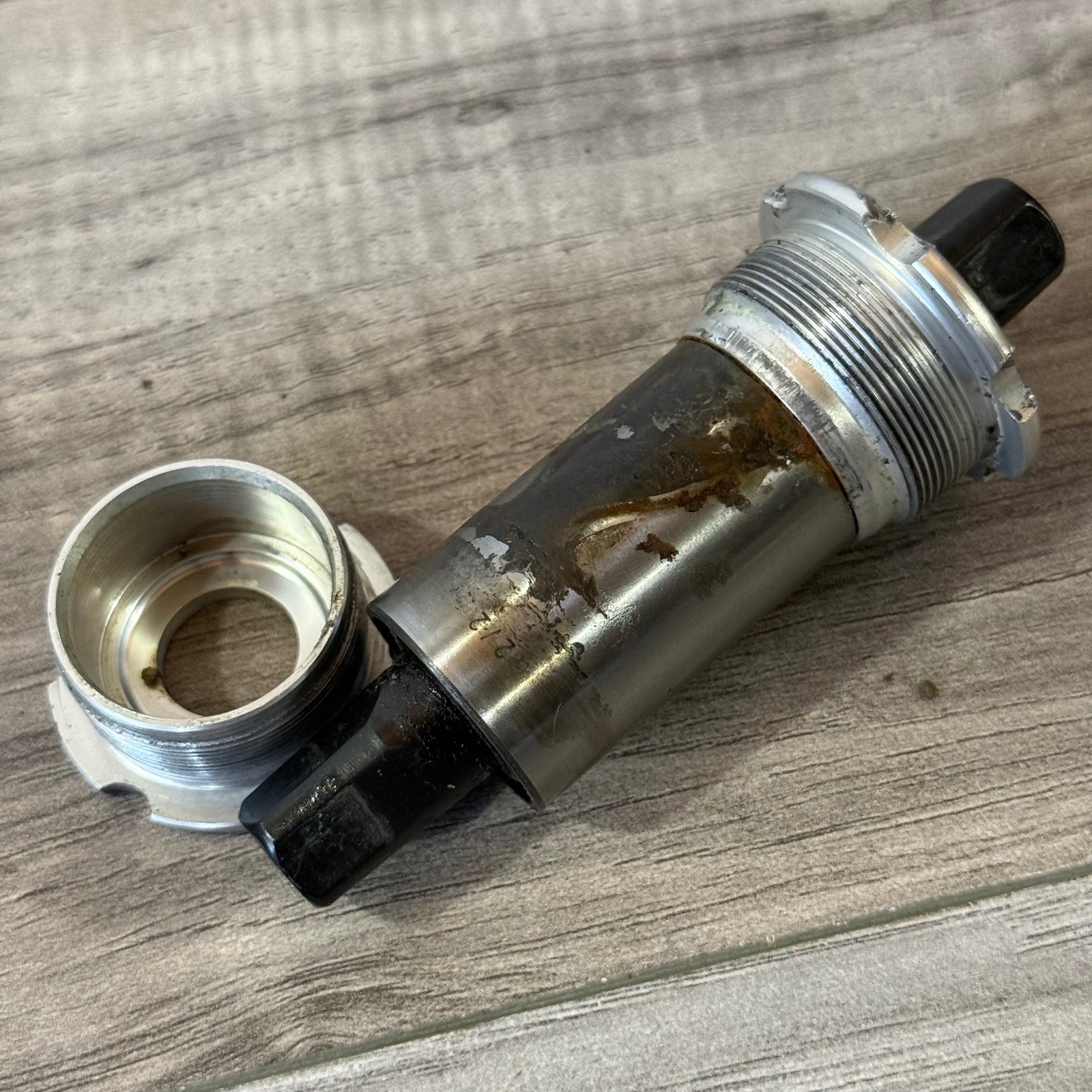 Campagnolo Square Taper Bottom Bracket English 1.370 x 24T 111mm