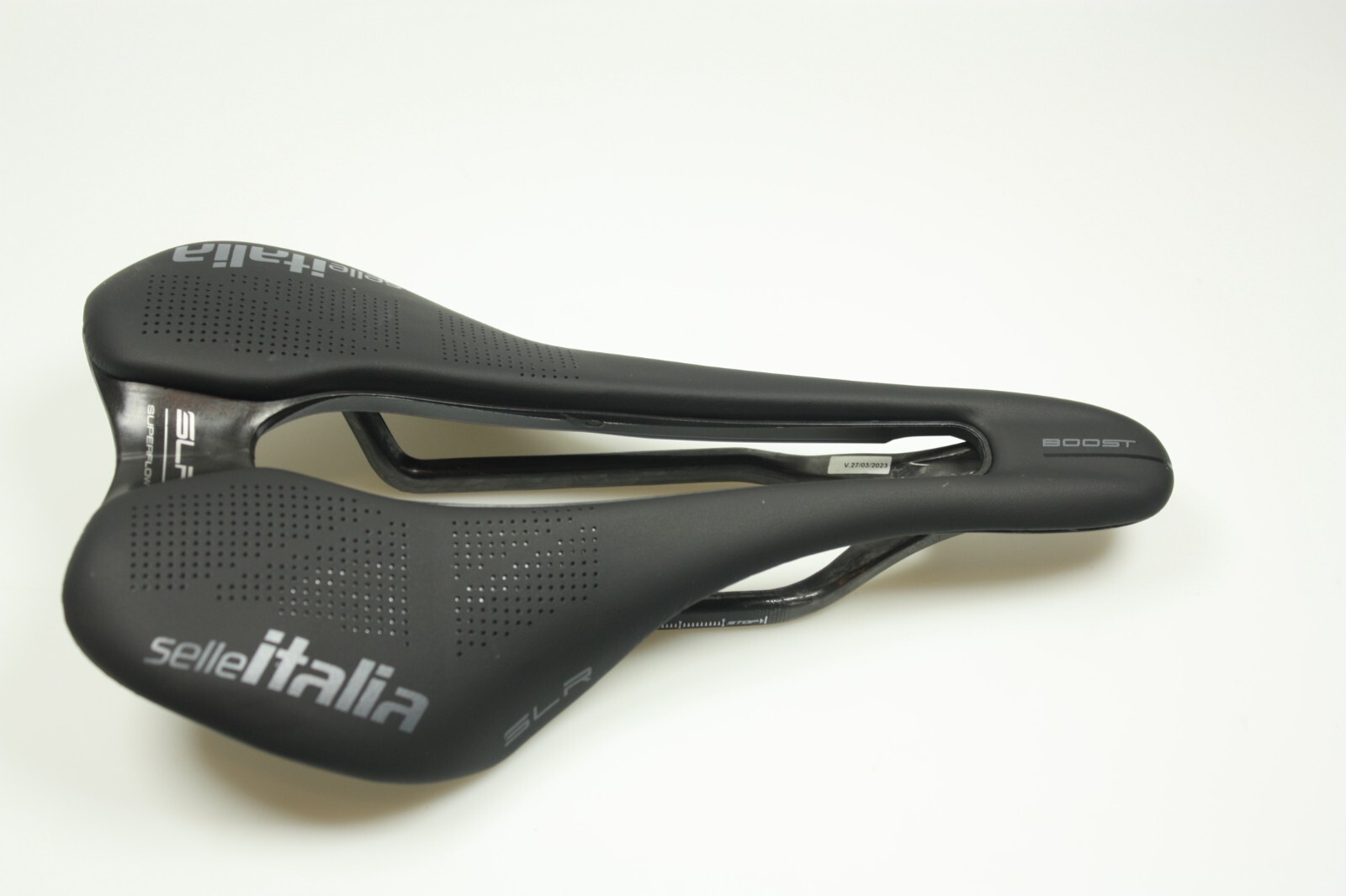 Selle Italia SLR Boost Kit Carbonio SuperFlow Saddle (145x248mm) – L3 – 130g