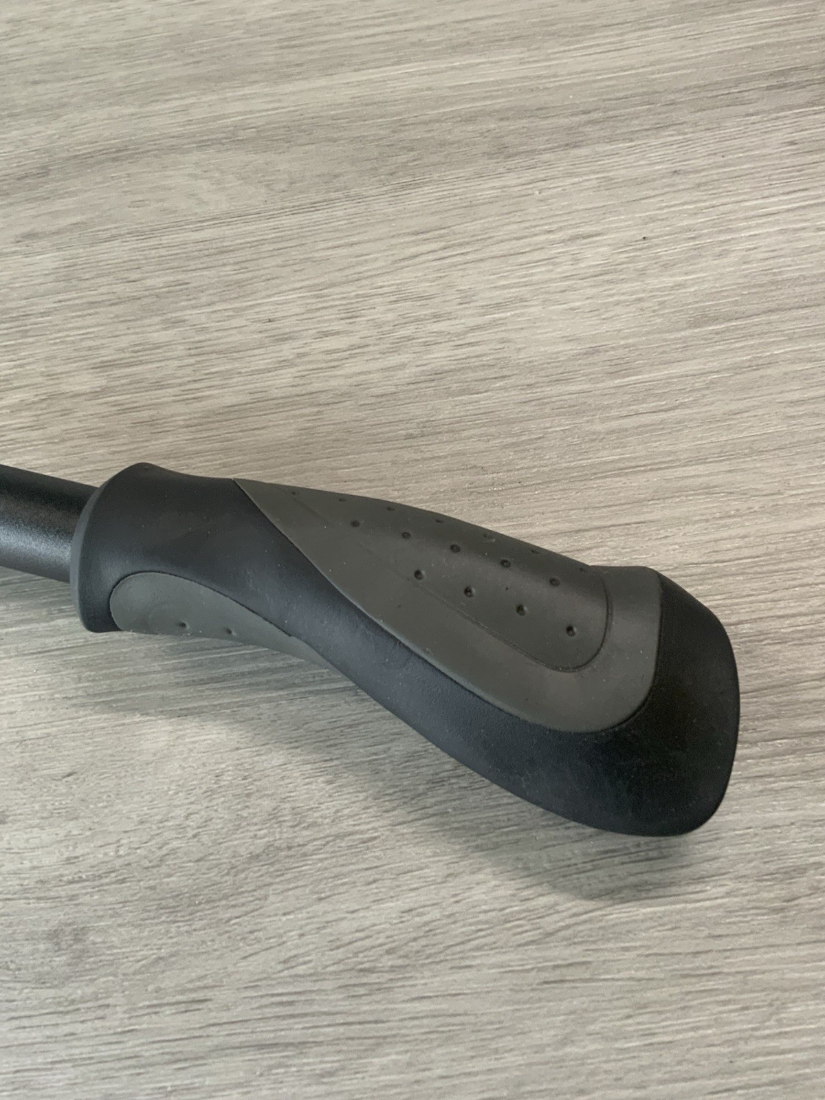 ALUMINUM RISER BAR 640 MM 492 GRAMS WITH AERO GRIPS CLAMP 25.4 MM