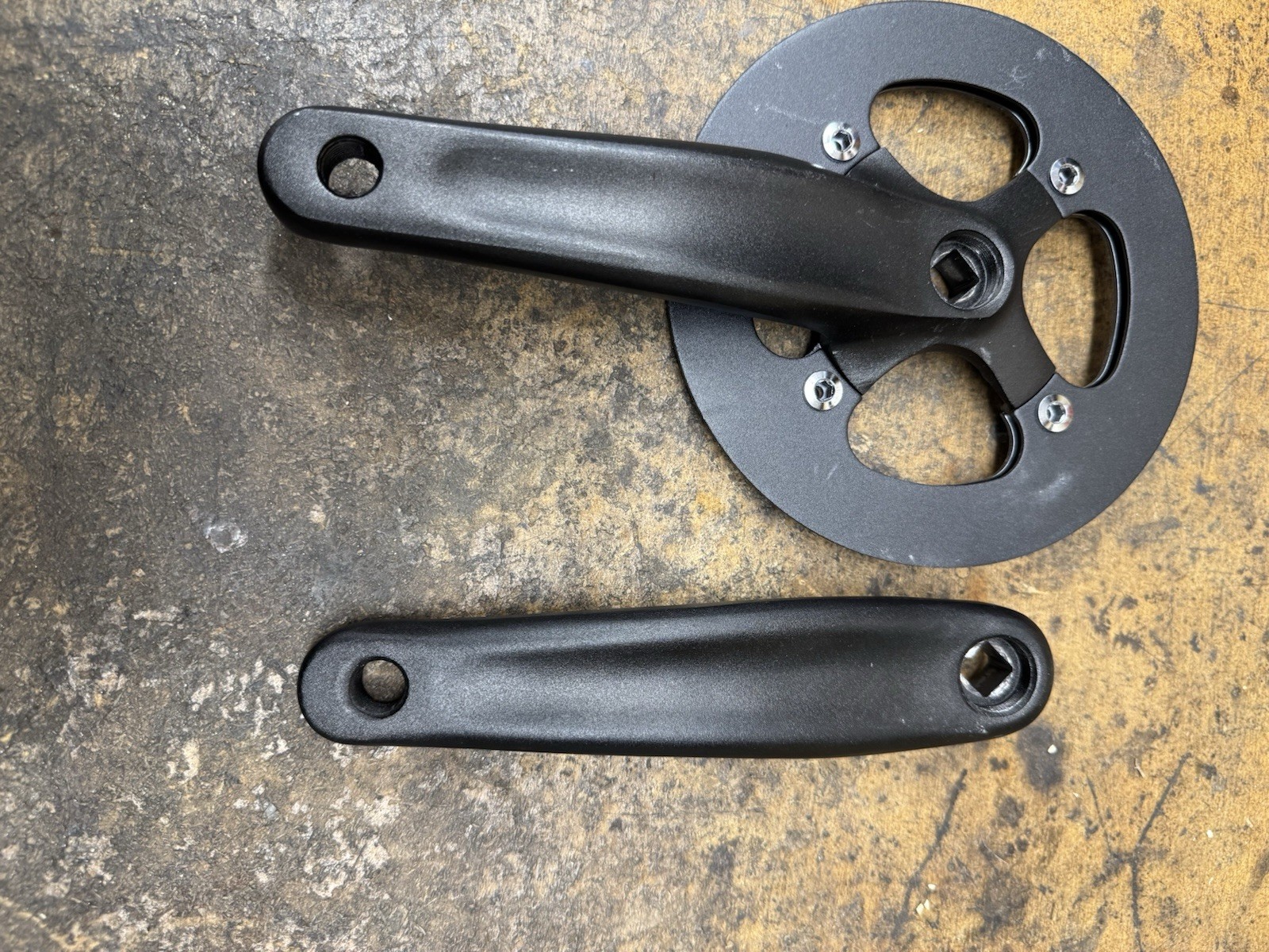 OEM Crankset Alloy , 170mm , 104 , Square Taper , Single Speed , 40 Tooth Ring