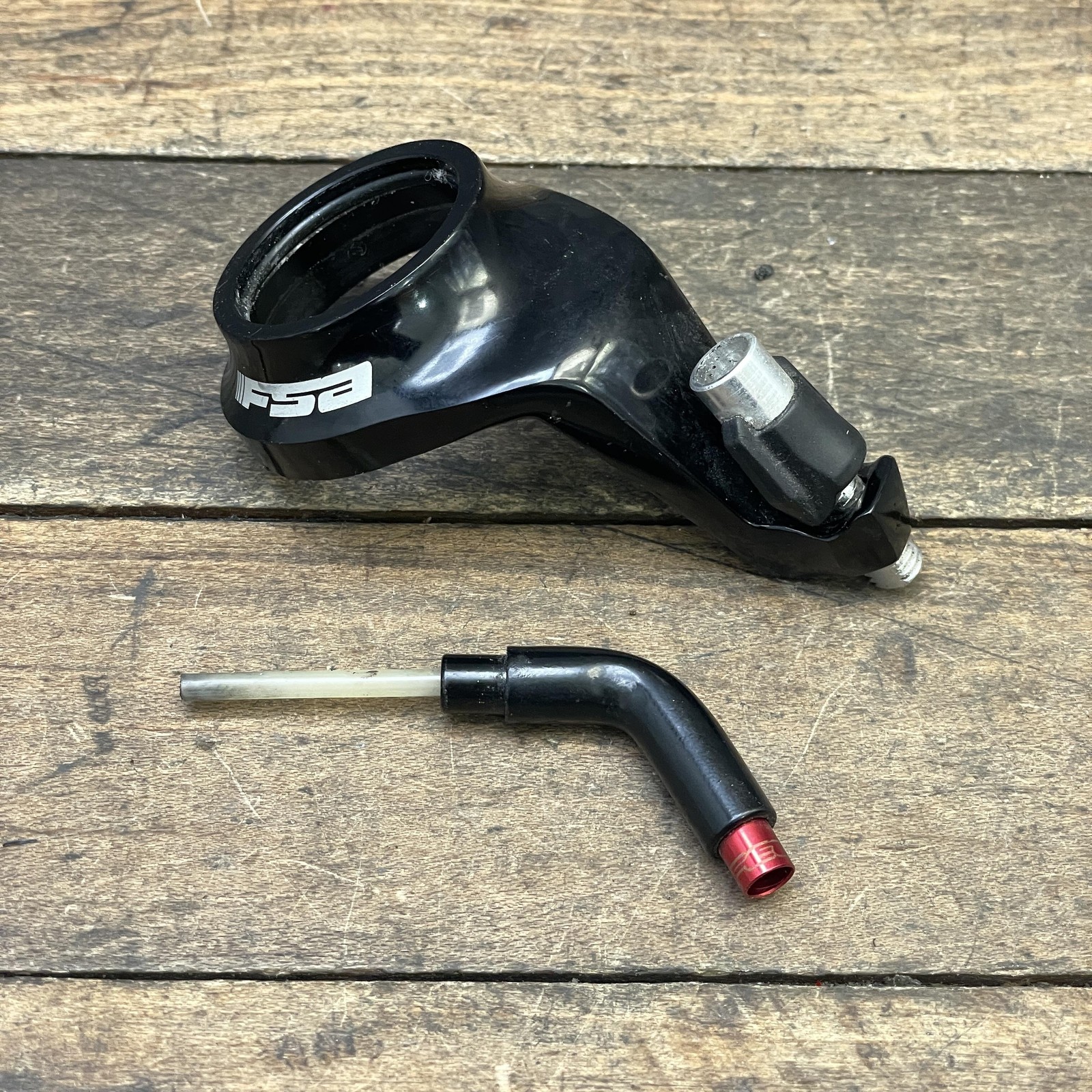 FSA V-Brake Cable Hanger Noodle Front Linear Pull Black 28.6mm 40mm MTB Bike