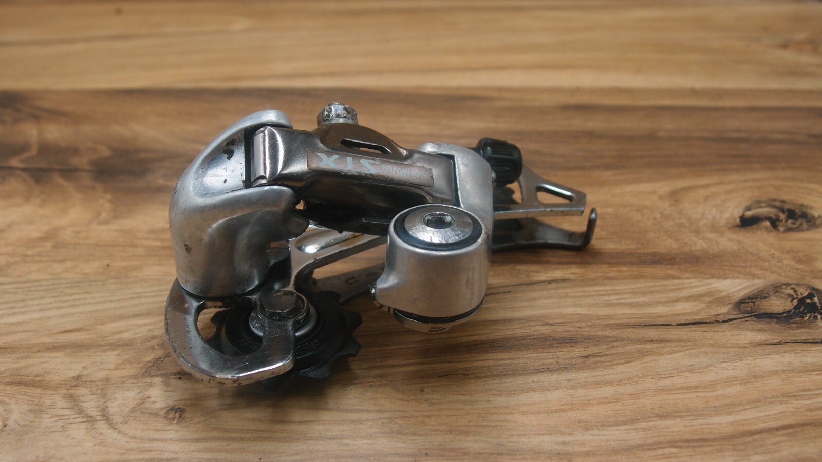 1993 rear derailleur Shimano STX RD-MC30 VIA Japan mid cage 7 speed