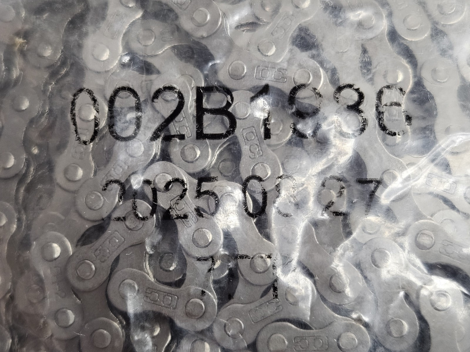 New Bicycle Chain Sealed Package 3.3 lbs – 002B1936 8/27/25