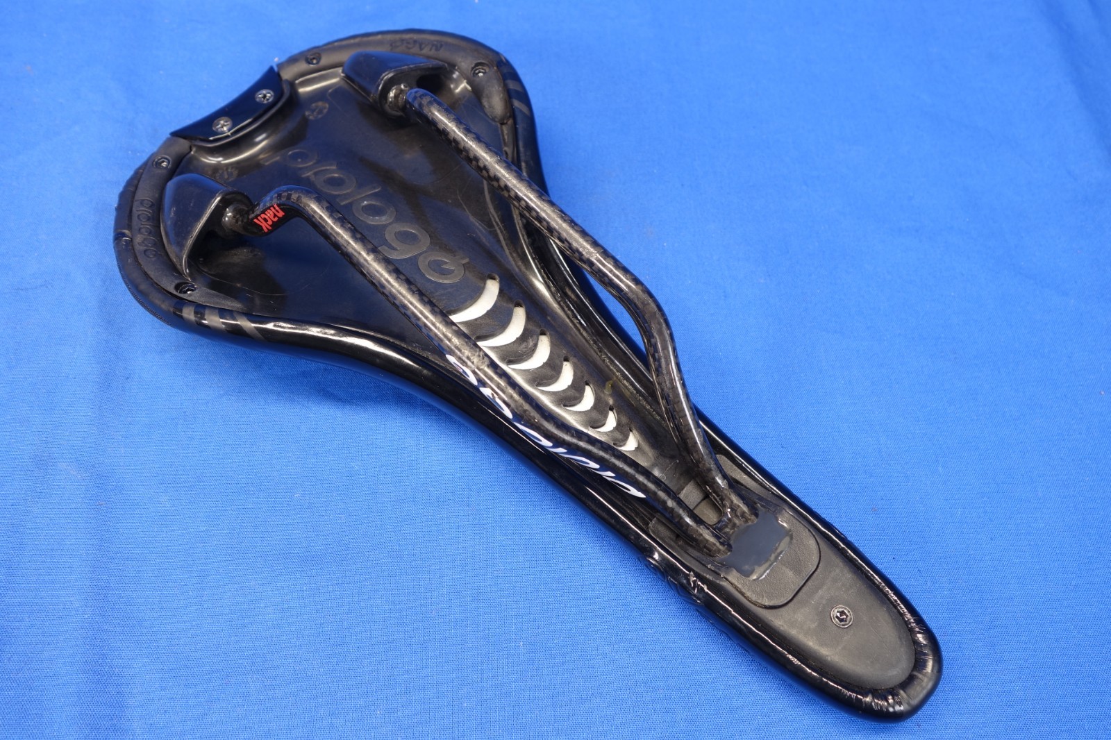 Prologo Nago Evo X8 132mm Width Bike Saddle, Bicycle Seat, Carbon Rails