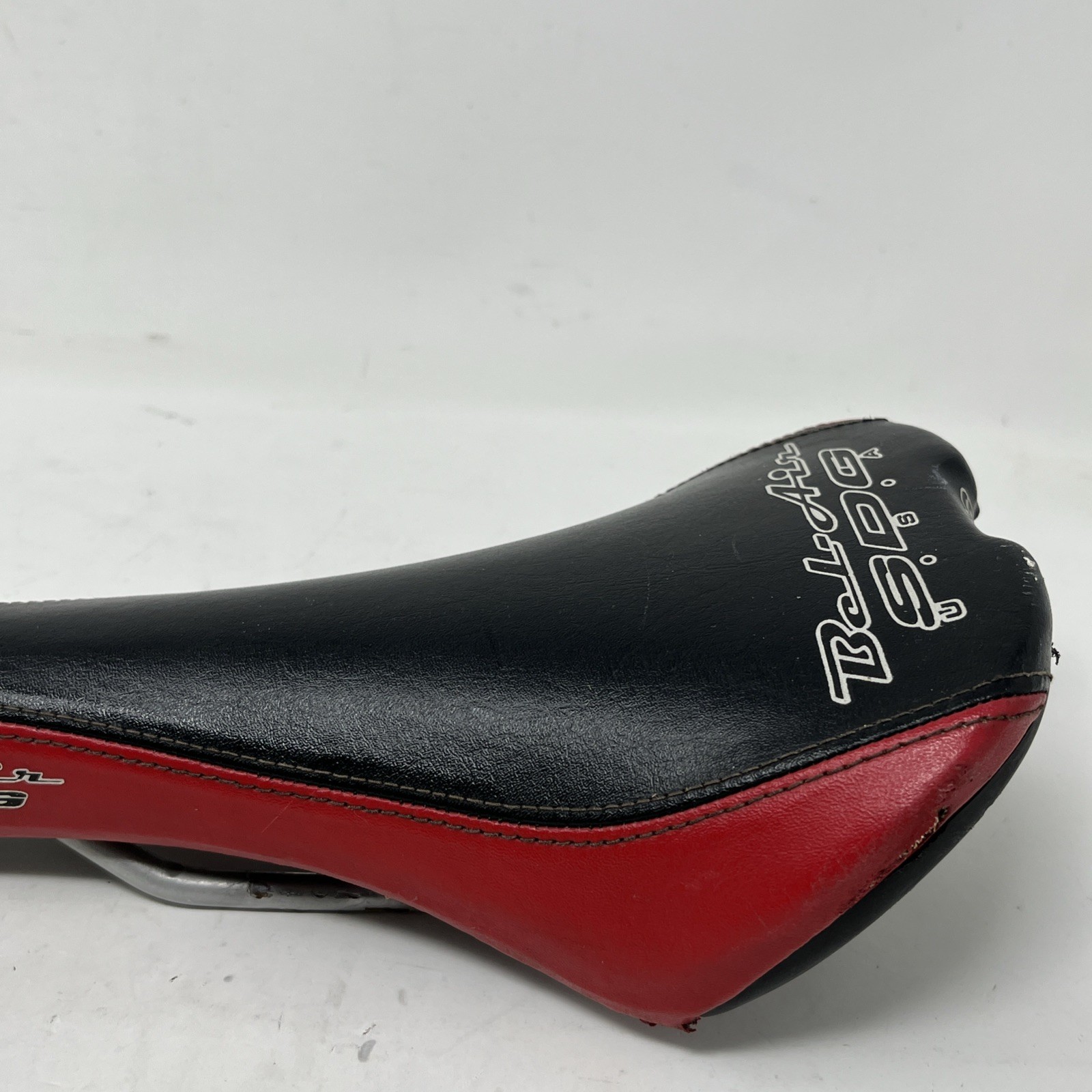 Vintage SDG Bel Air Bike Seat Saddle BMX Mountain Bike MTB Black Red