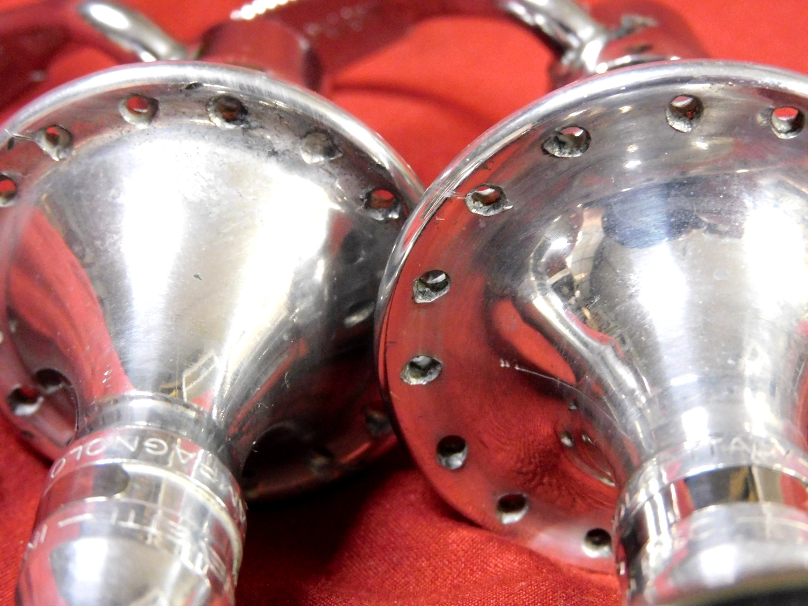 1st Gen 1984/85 Campagnolo 322/101 C-Record Low Flange 32 Hole Hubs & Skewers