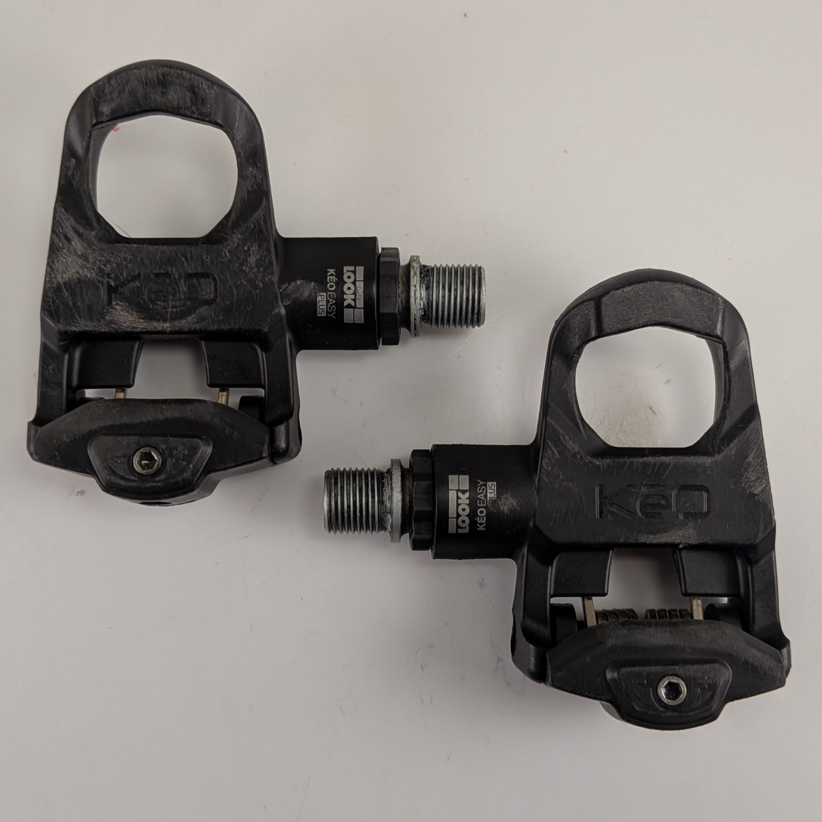 Look Keo Easy Plus Pedals ~ 3-Bolt Cleats Included