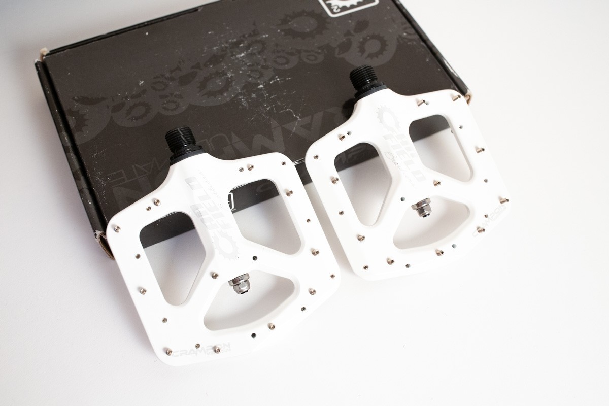NOS Canfield Crampon Ultimate Magnesium Pedals White 19/16 MTN Pedals