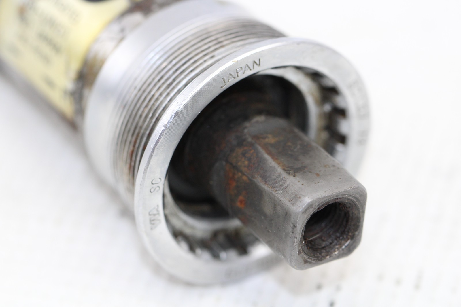 SHIMANO BOTTOM BRACKET Square Taper 73mm BB-UN51 1.37×24 113mm Spindle Length