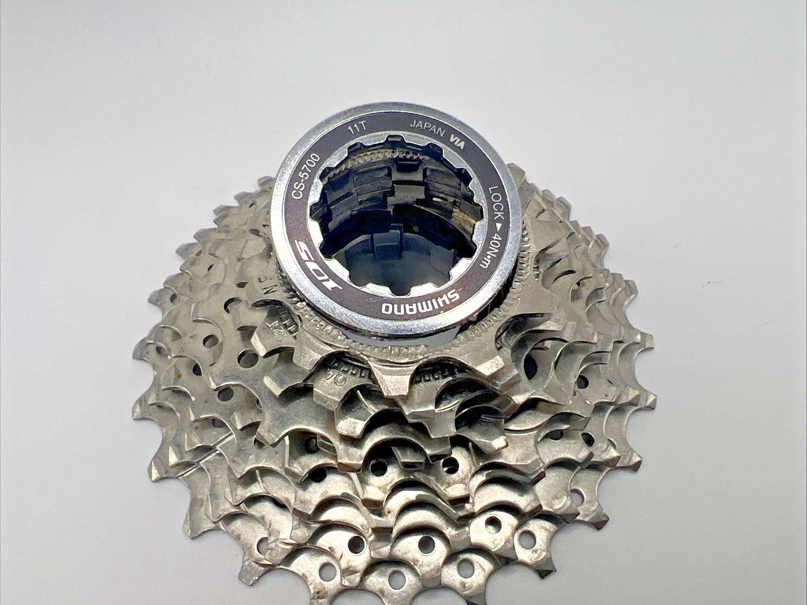 Shimano 105 CS-5700 10-Speed Cassette 11-25T Excellent Condition