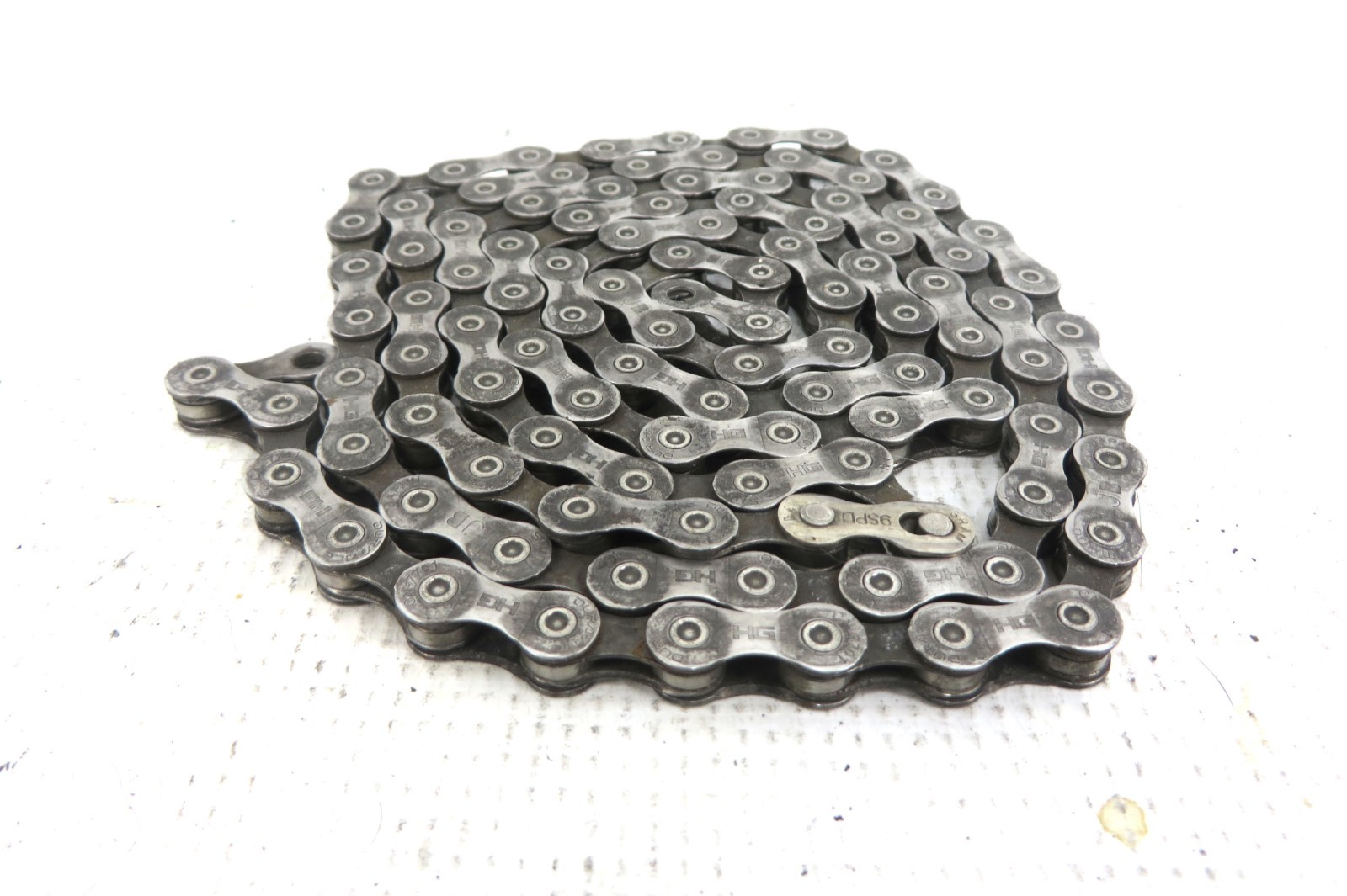 SHIMANO 9 SPEED CHAIN Super Narrow .80 Wear 257g 106 Links Dura Ace/XTR CN-7701