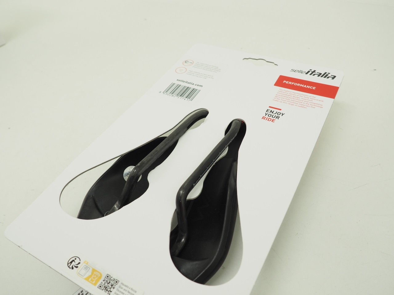 Selle Italia WATT Kit Carbonio Superflow U3 133x255mm Carbon Rail Saddle Black