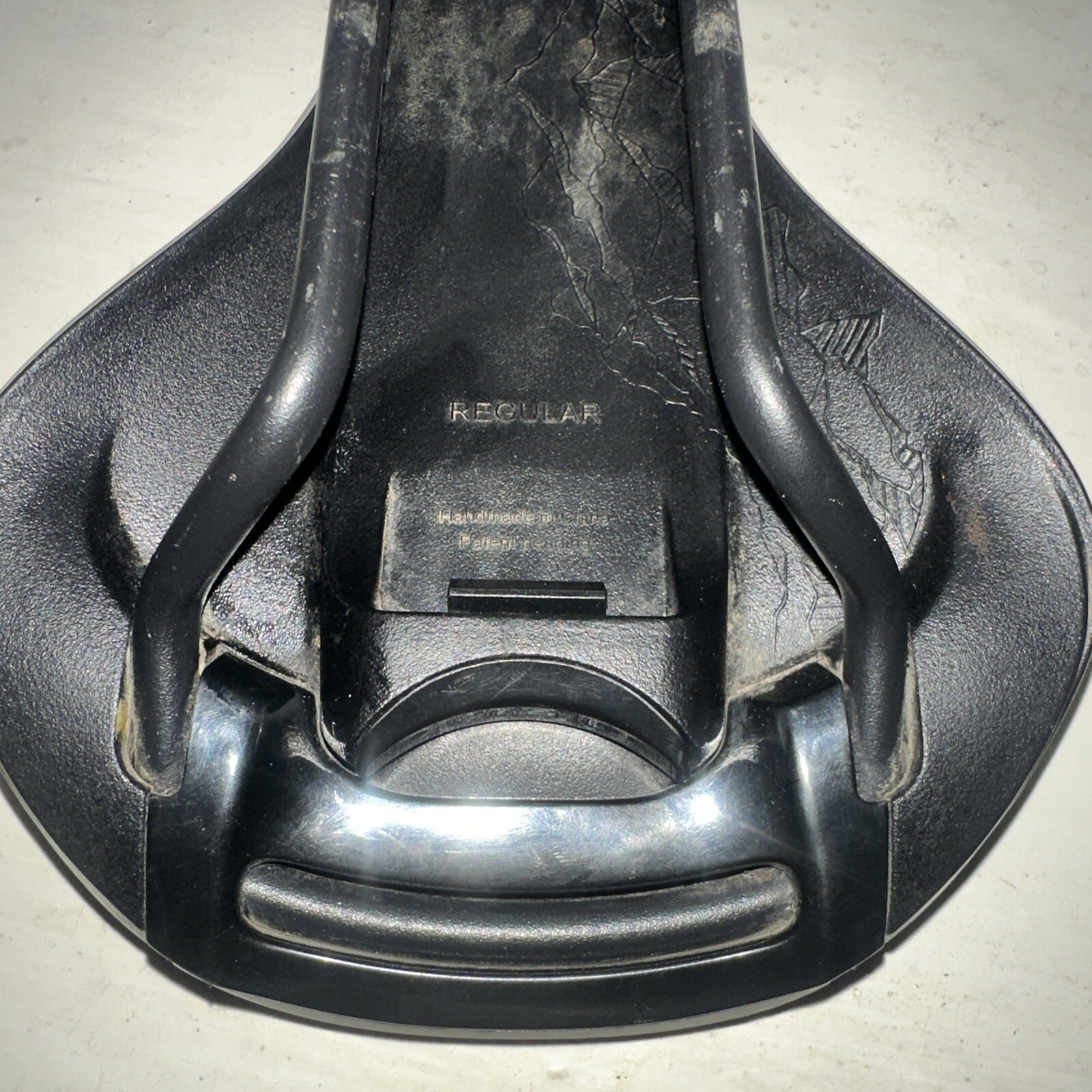 Fizik Taiga Black Regular Mountain Road Bike Seat Cycling Saddle MTB All Weather