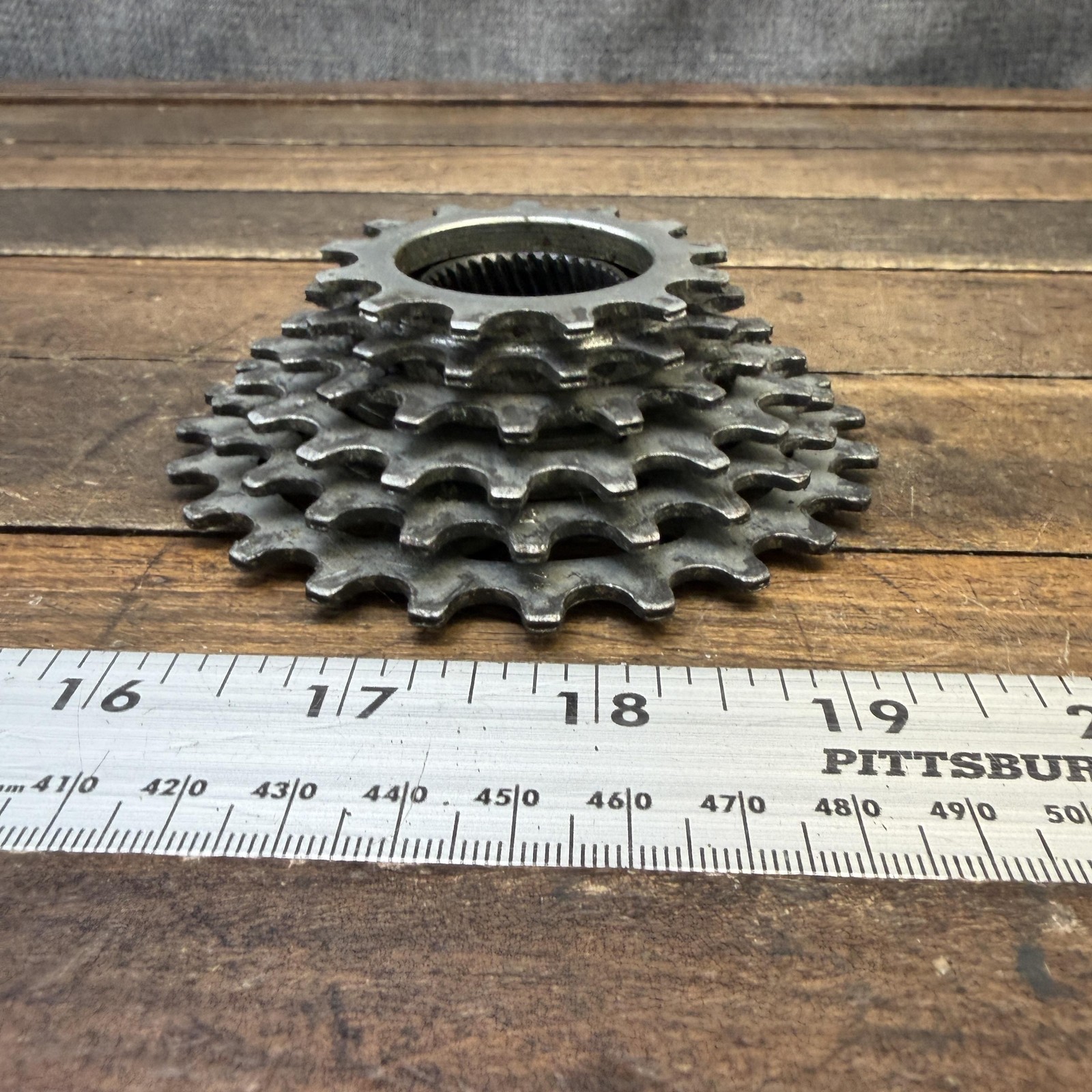 Vintage Maillard HELICOMATIC 6 Speed 13-24T 24T Cogs Steel Road Bike