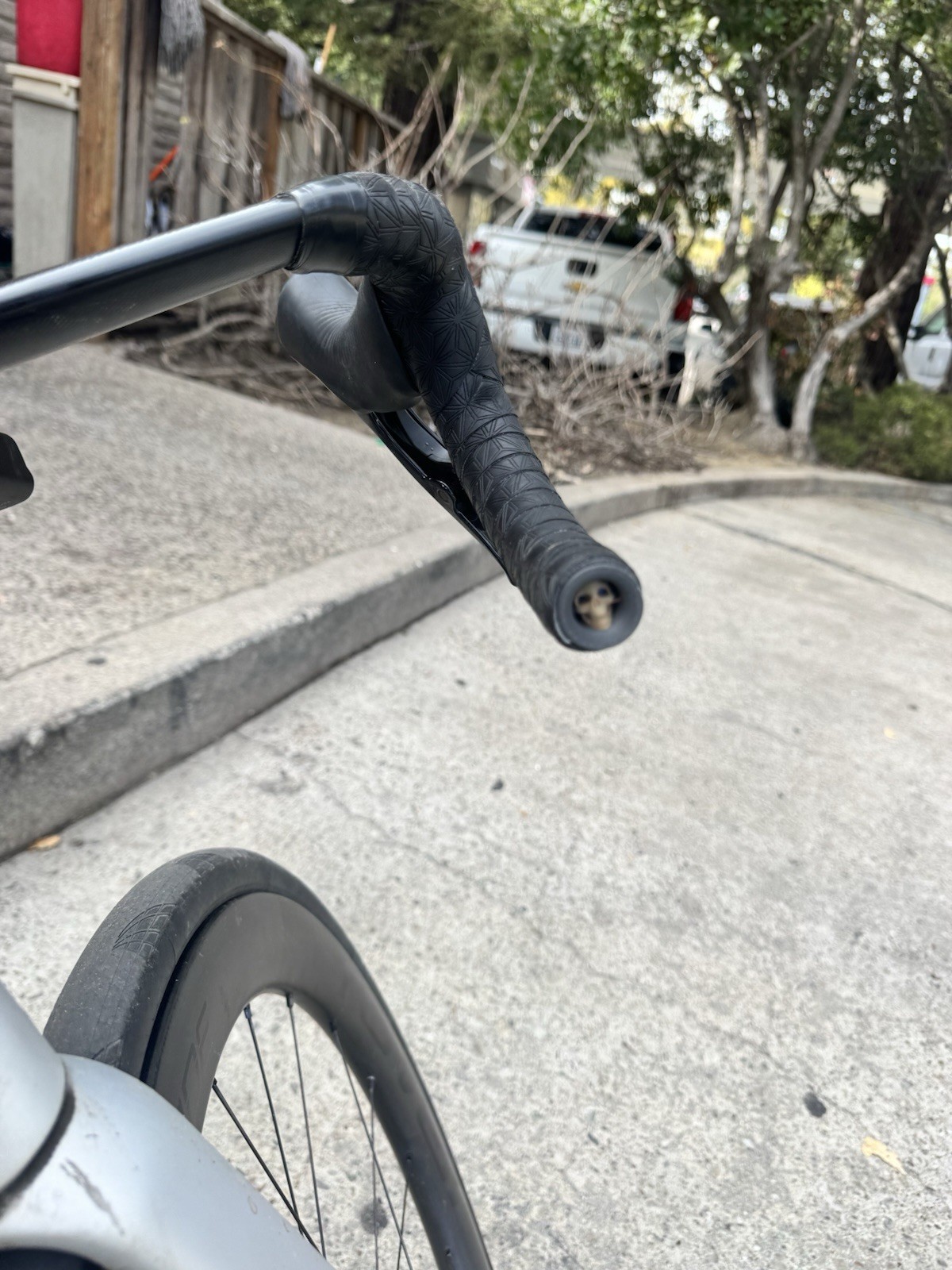 Skull Road Bike Bar Plugs – PETG Carbon Fiber Infused – Black, Tan, or Red – Set