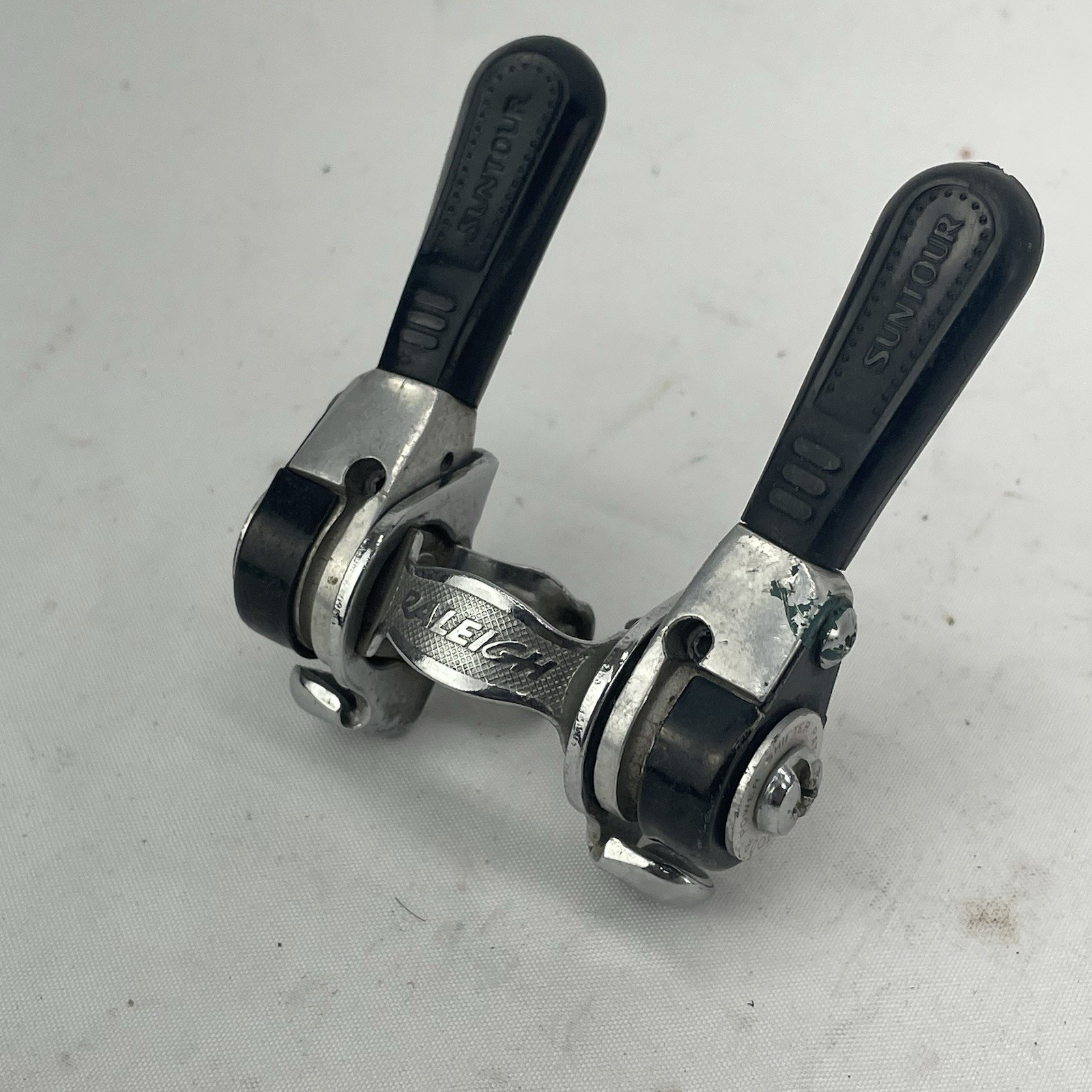 Suntour Mighty Shifter – Downtube Shifter – 1 1/8″ Clamp – Japan Raleigh
