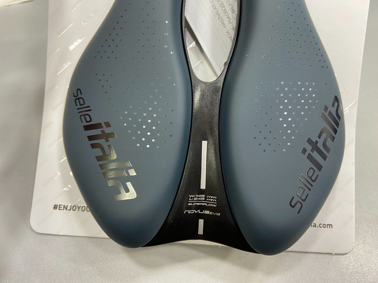 Selle Italia Novus Evo Boost Gravel TM Superflow L3 Saddle (Blue Granite)
