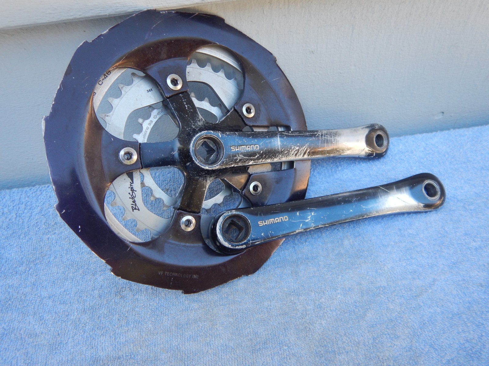 Shimano FC-M730 Vintage Mountain Bike Triple Cranks 175 Crankset w/ Bash Guard